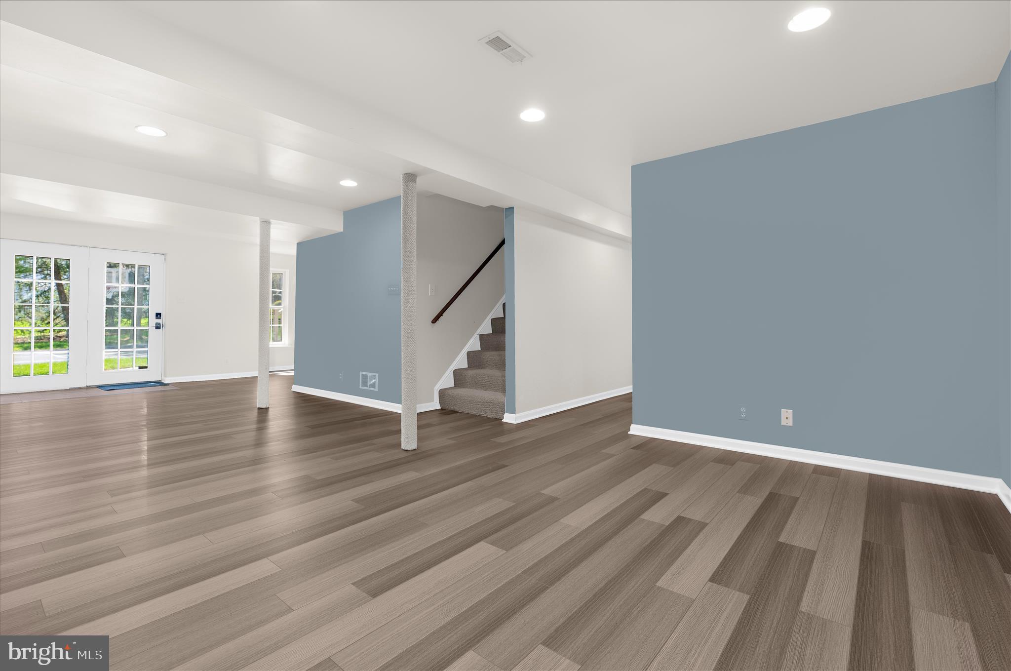 BURLEIGH MANOR - Residential