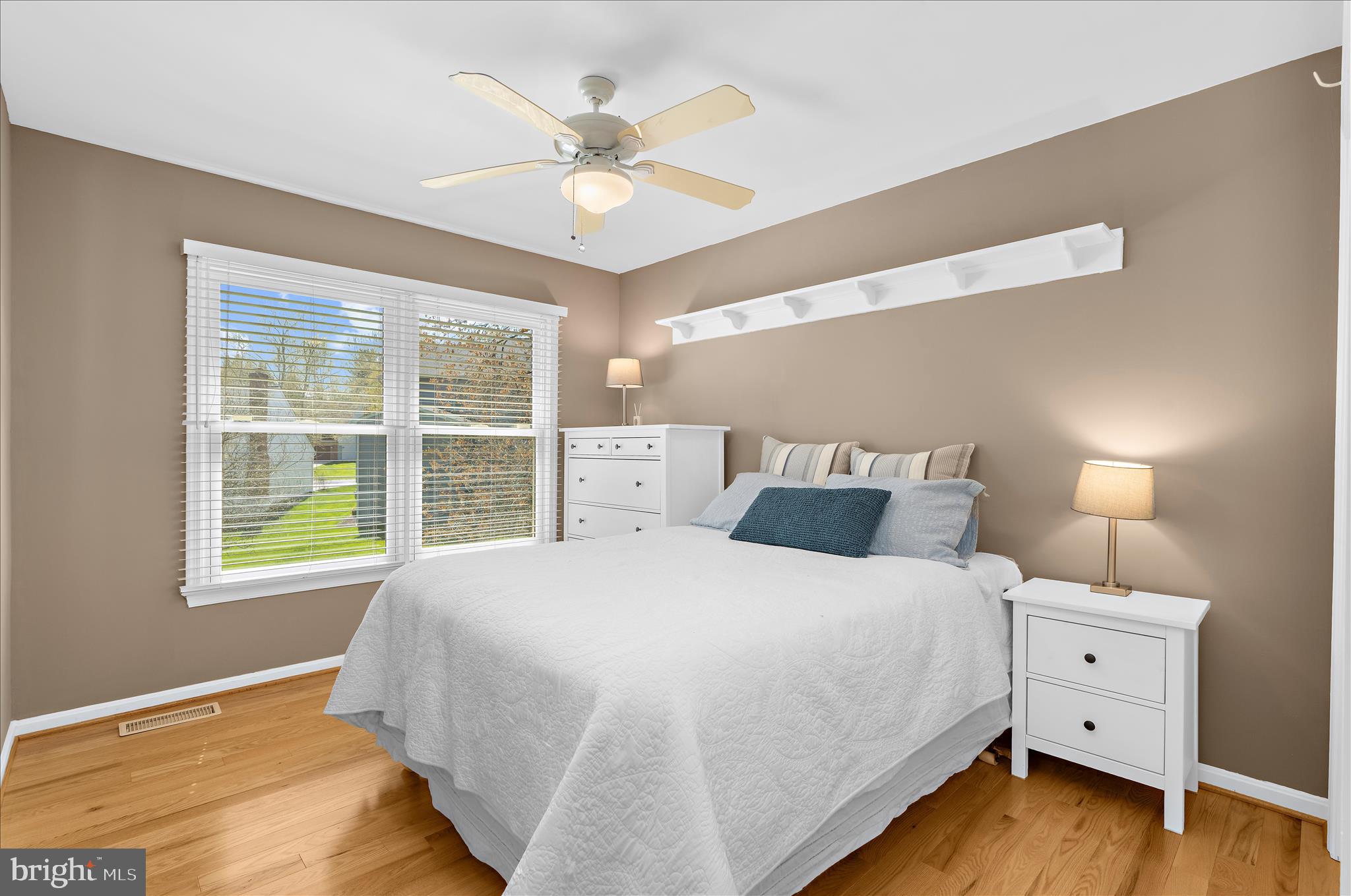 BURLEIGH MANOR - Residential