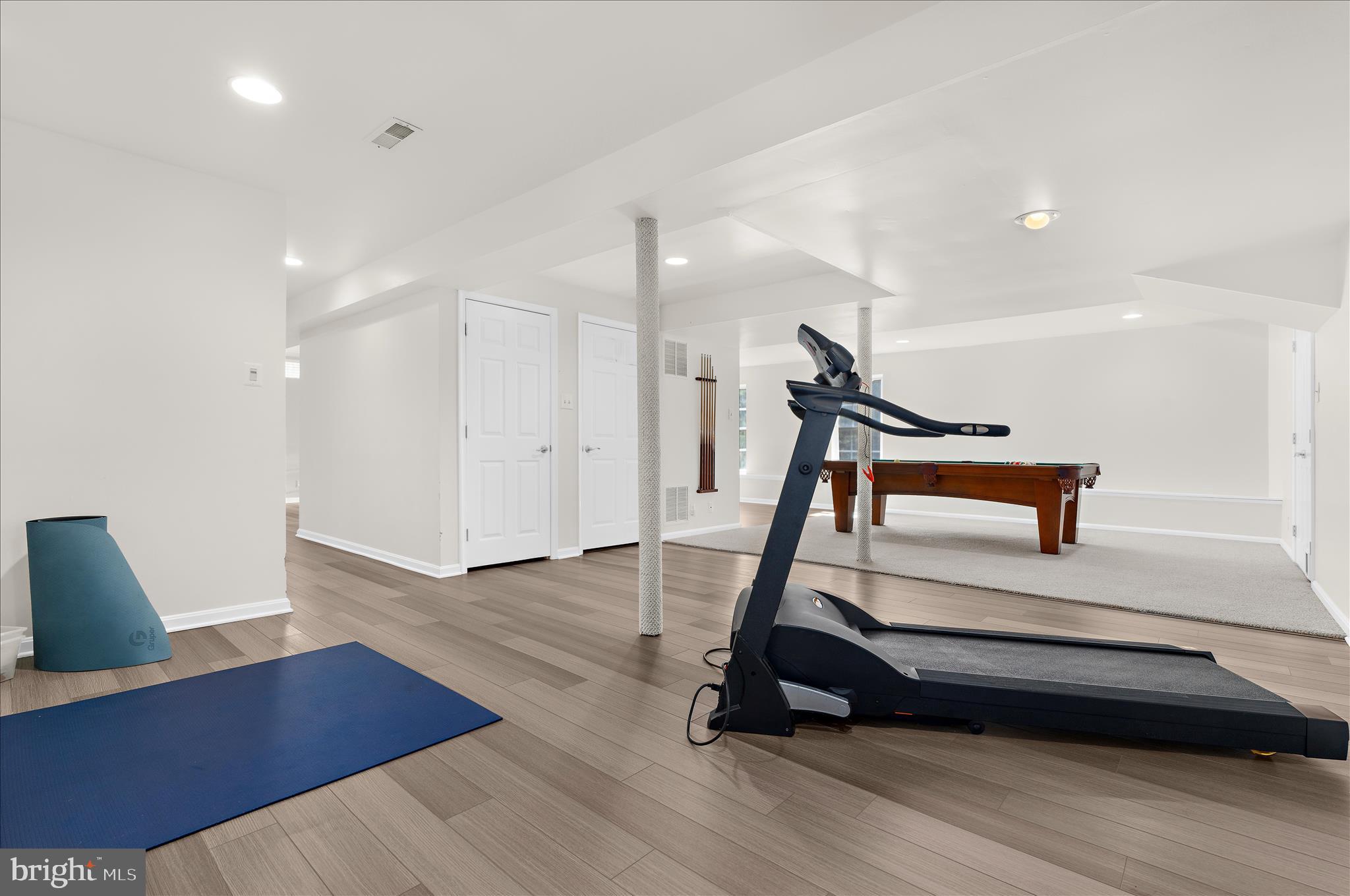 BURLEIGH MANOR - Residential