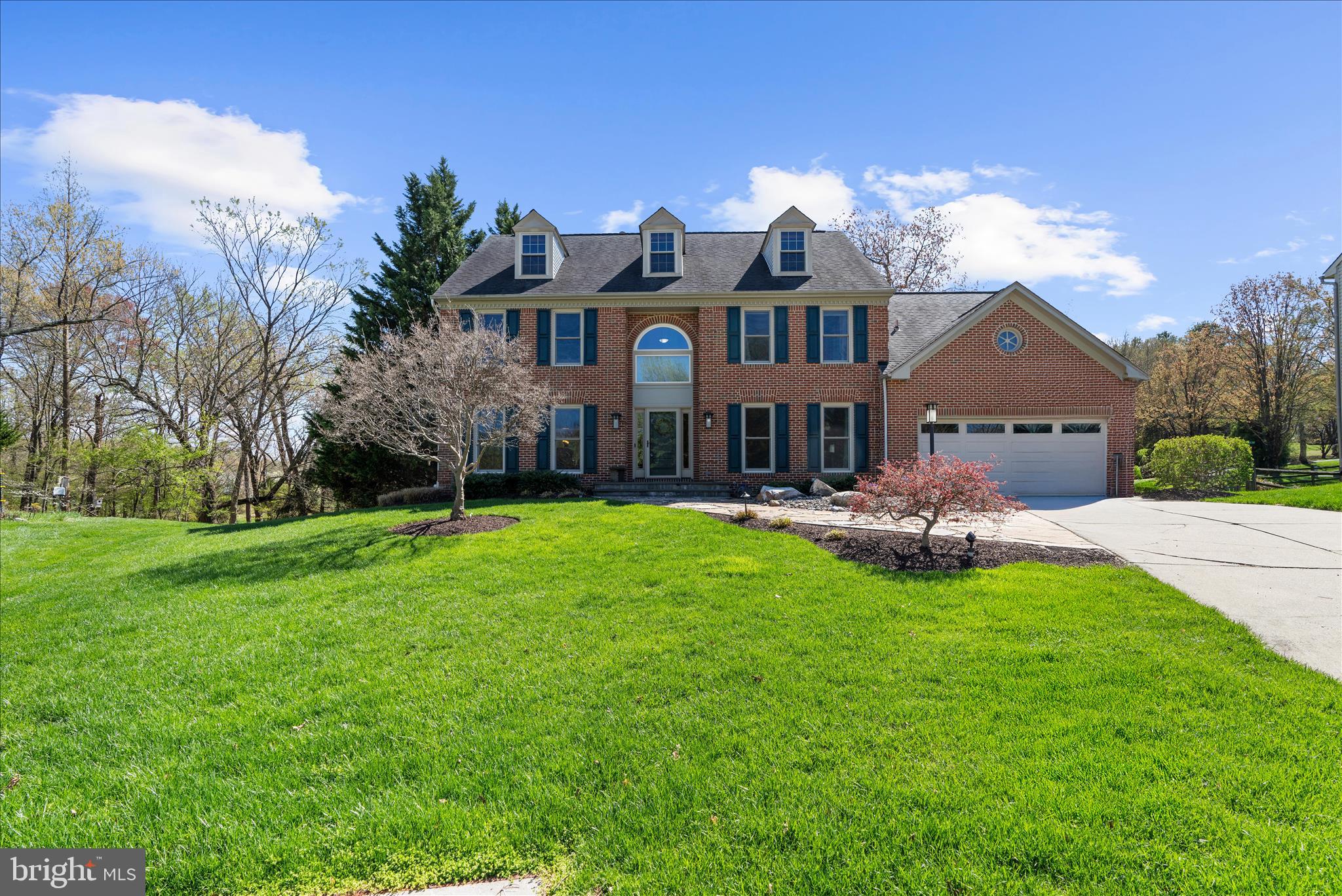 BURLEIGH MANOR - Residential