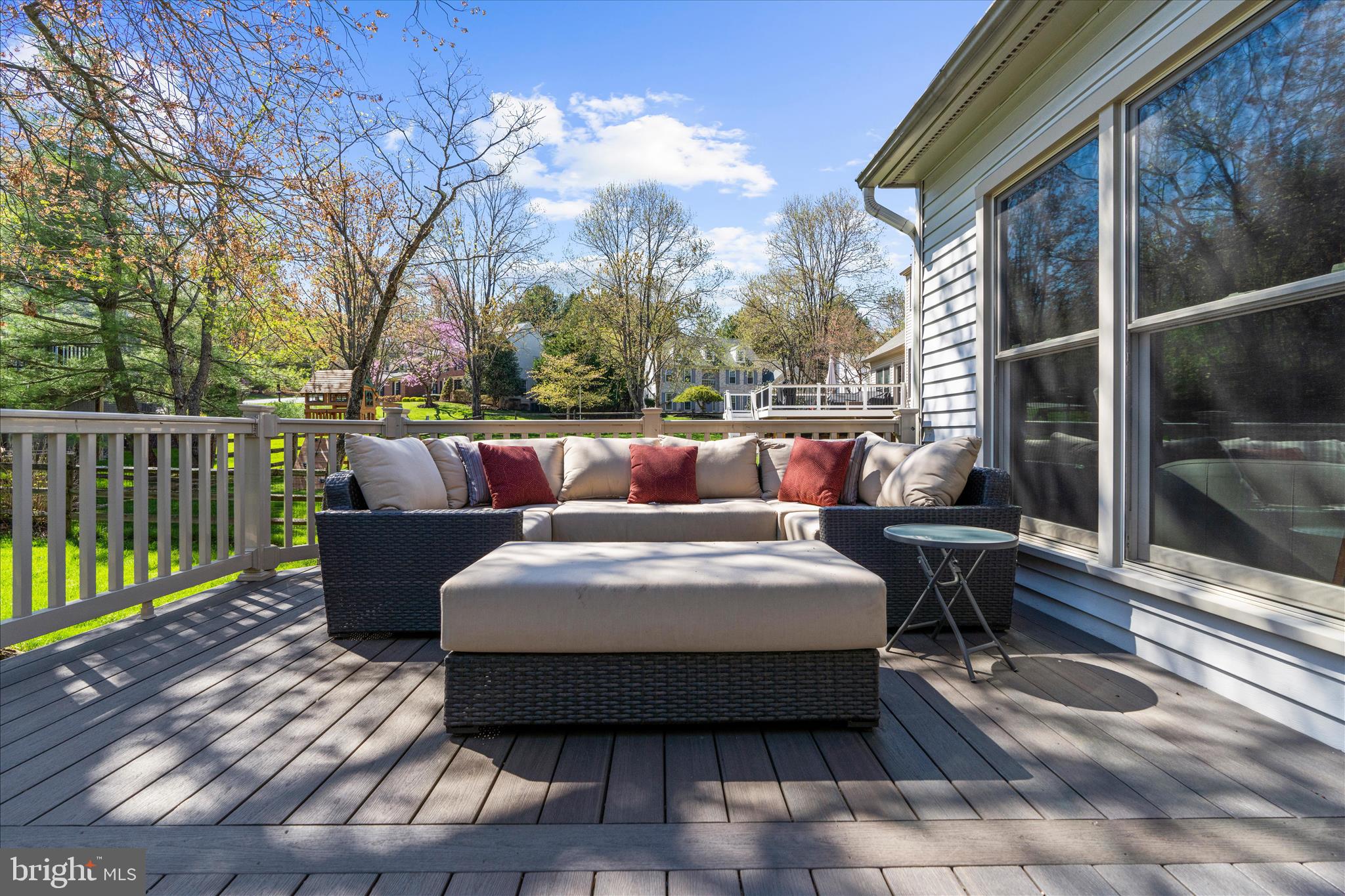 BURLEIGH MANOR - Residential