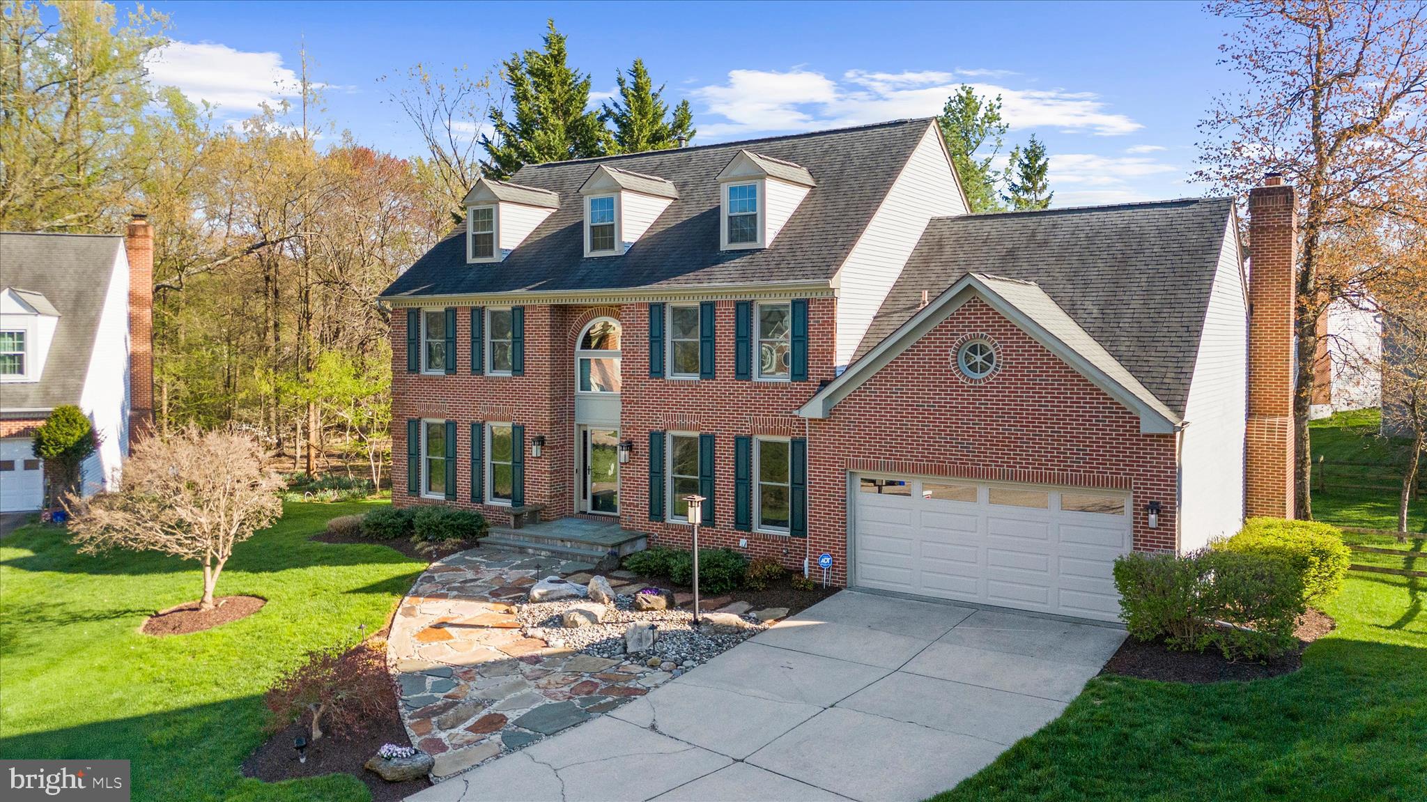 BURLEIGH MANOR - Residential