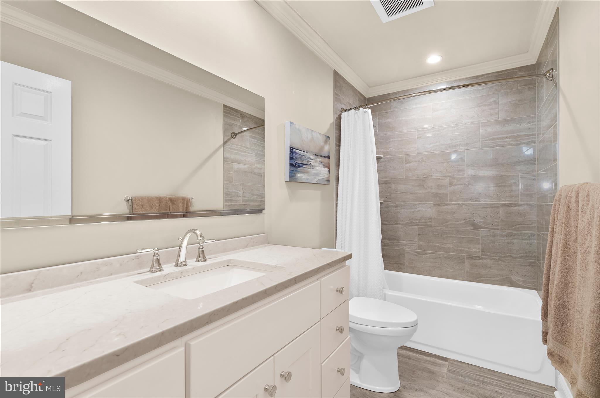 BURLEIGH MANOR - Residential