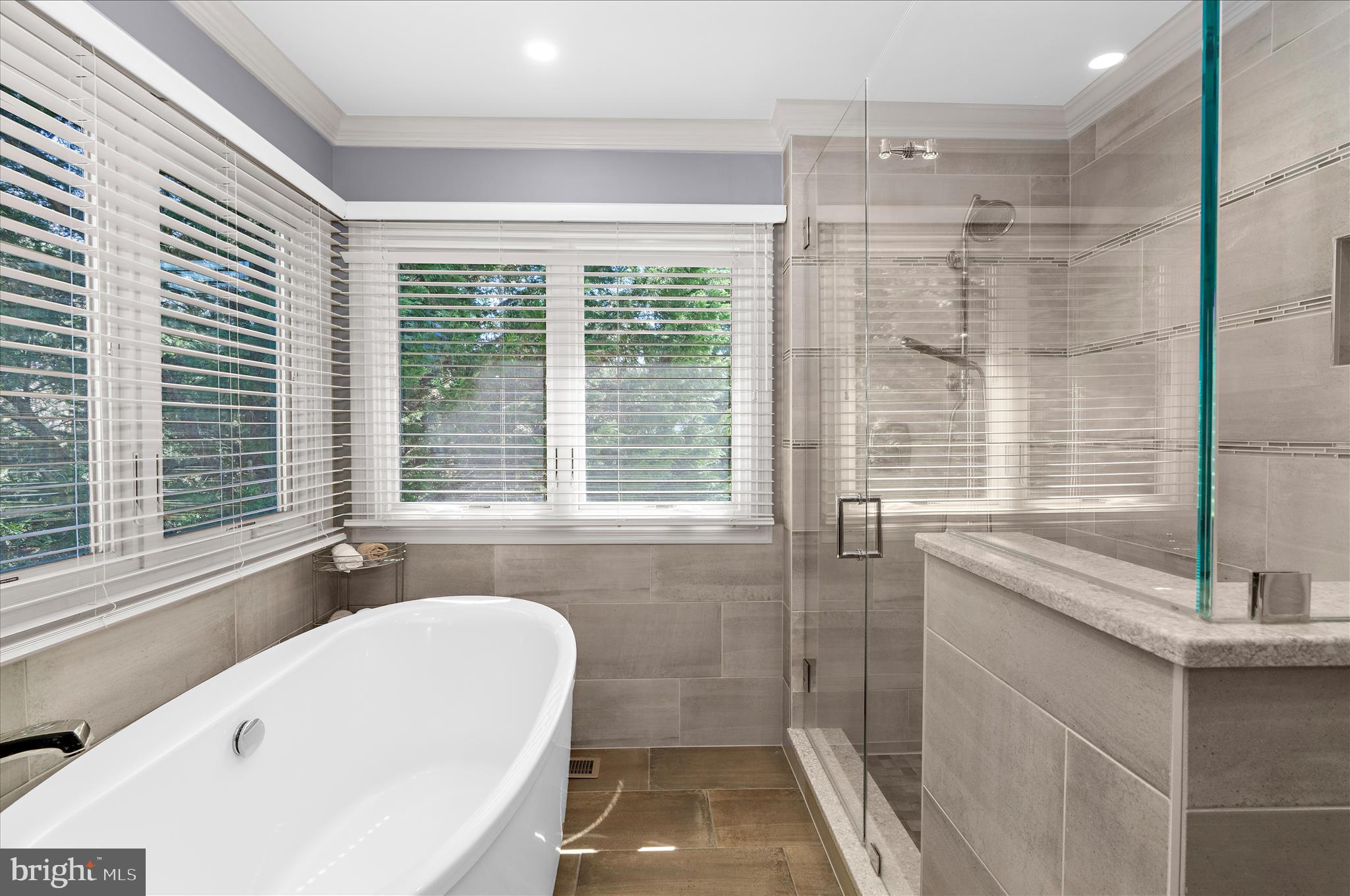 BURLEIGH MANOR - Residential