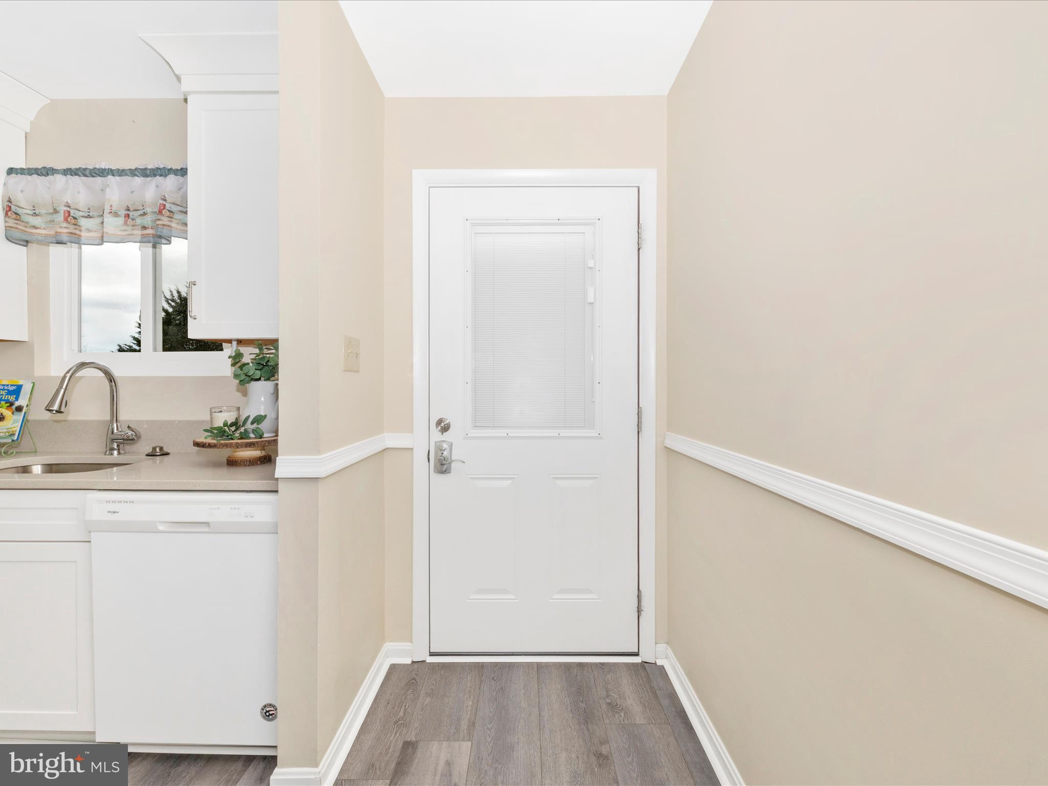 10279 WHITE PELICAN WAY 101A