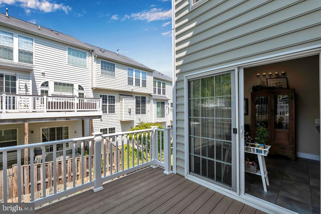 POTOMAC CLUB CONDOMINIUMS - Residential