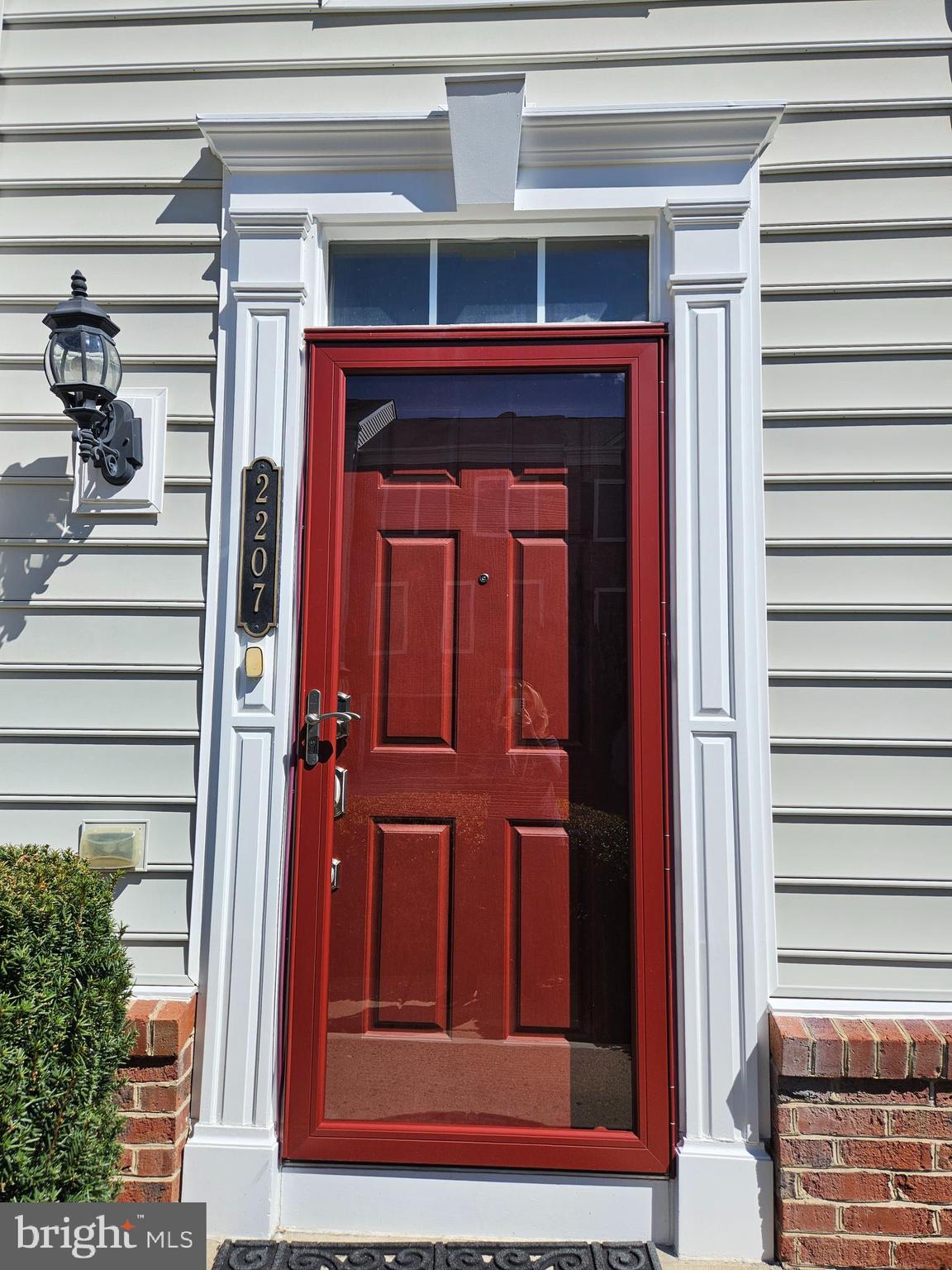 POTOMAC CLUB CONDOMINIUMS - Residential