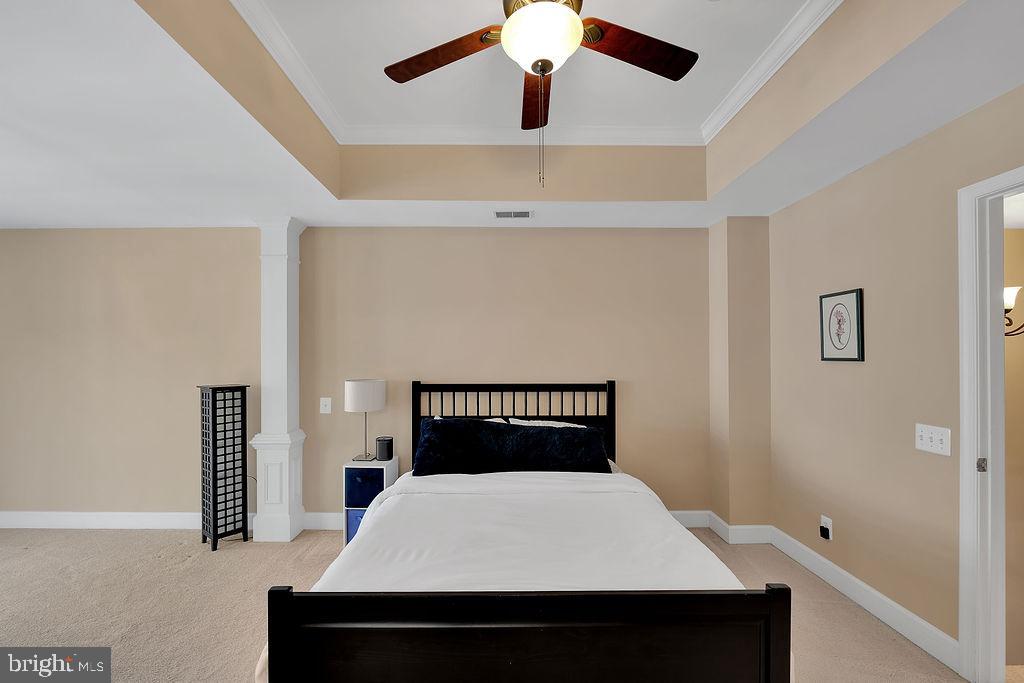 POTOMAC CLUB CONDOMINIUMS - Residential