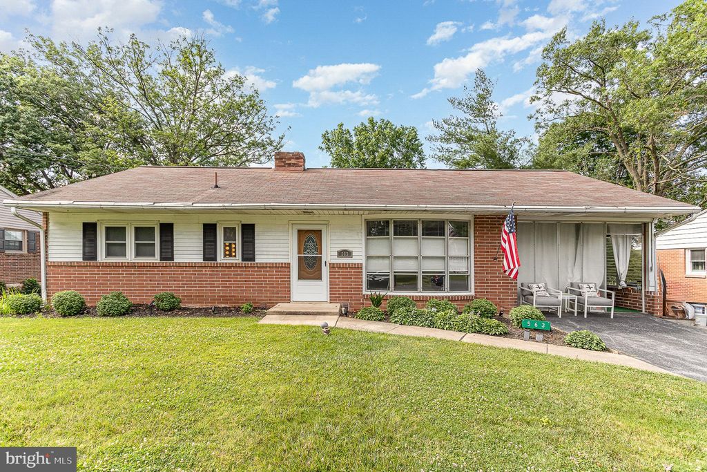 Photo of 563 E Hummelstown Street, Elizabethtown, PA 17022 (MLS # PALA2052342)