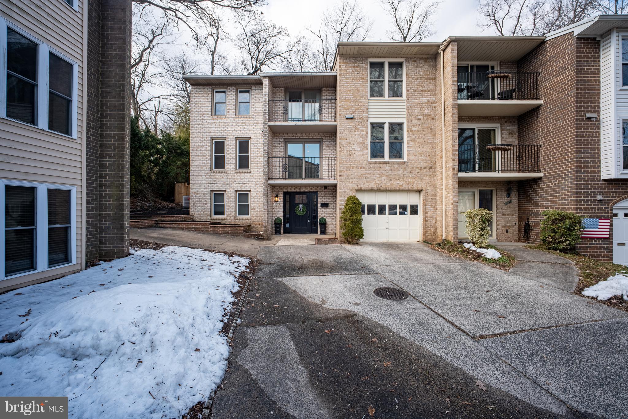 LAUDERDALE - Residential