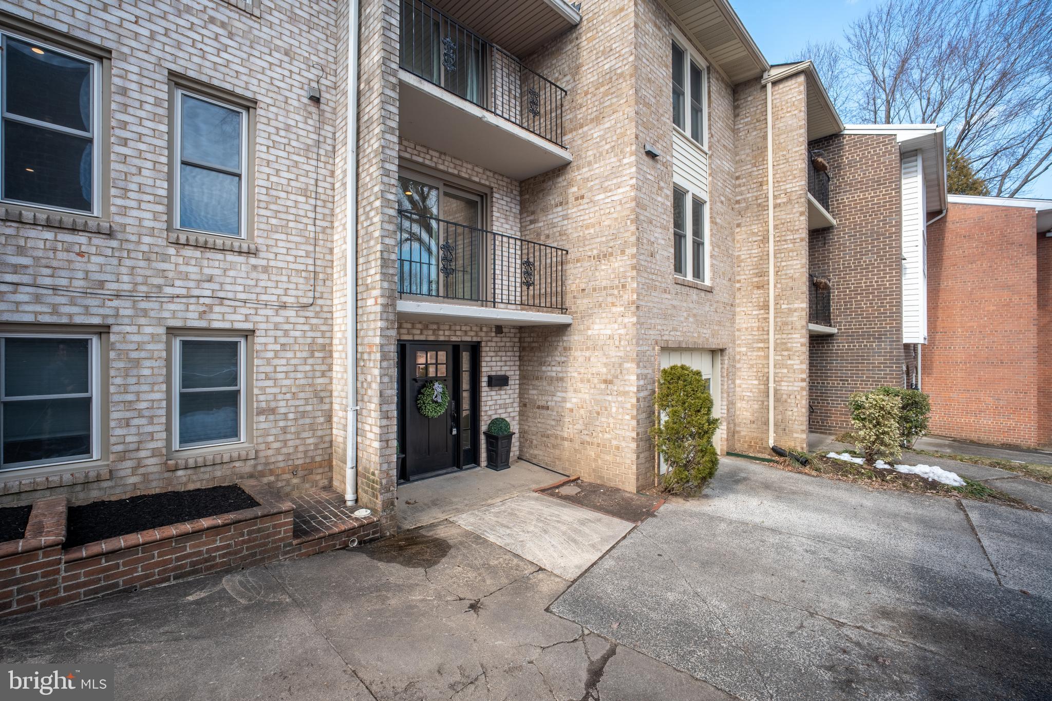 LAUDERDALE - Residential