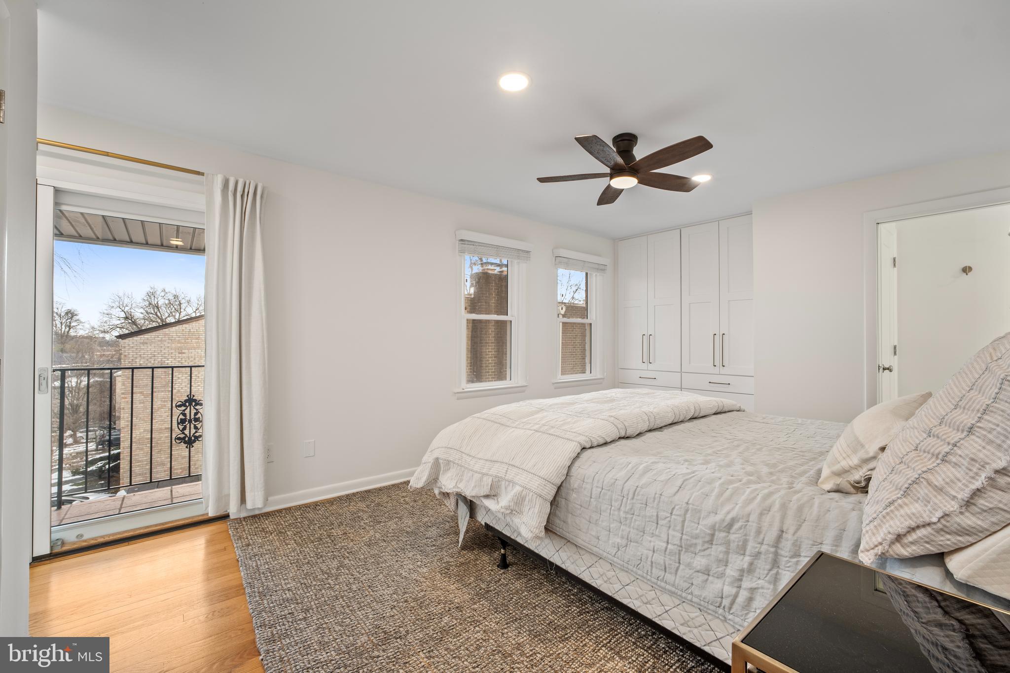 LAUDERDALE - Residential