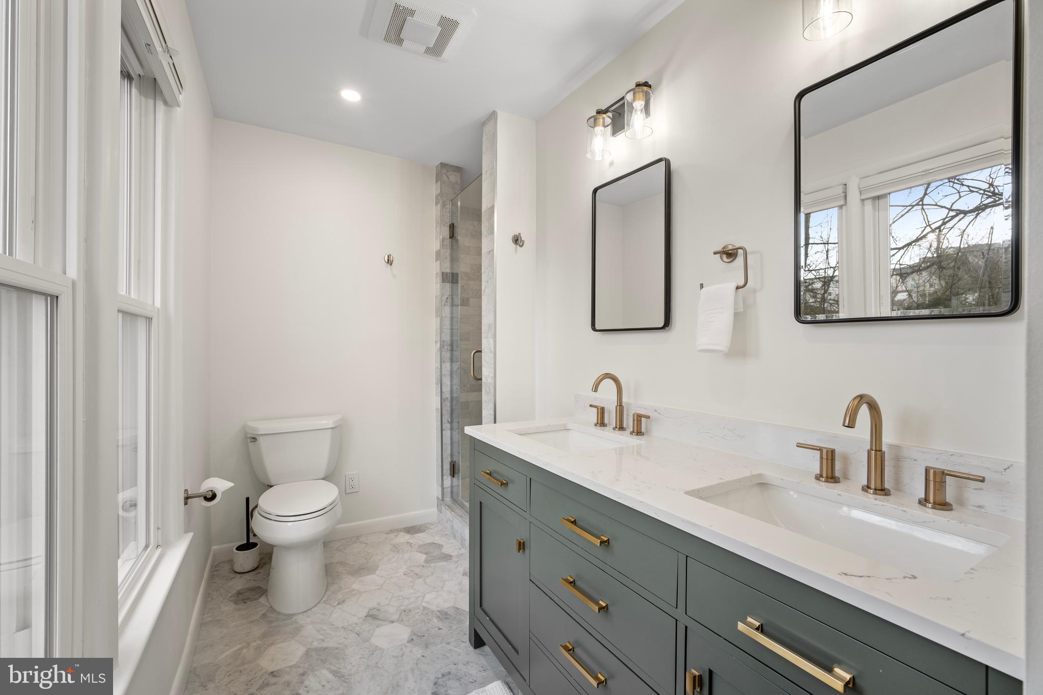 LAUDERDALE - Residential