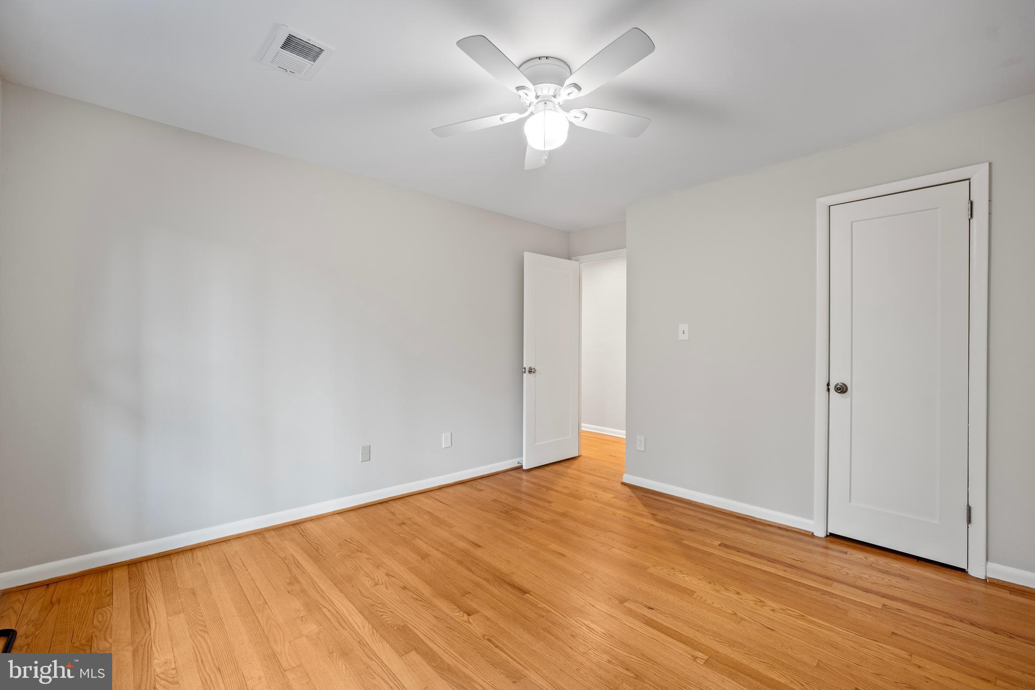 LAUDERDALE - Residential