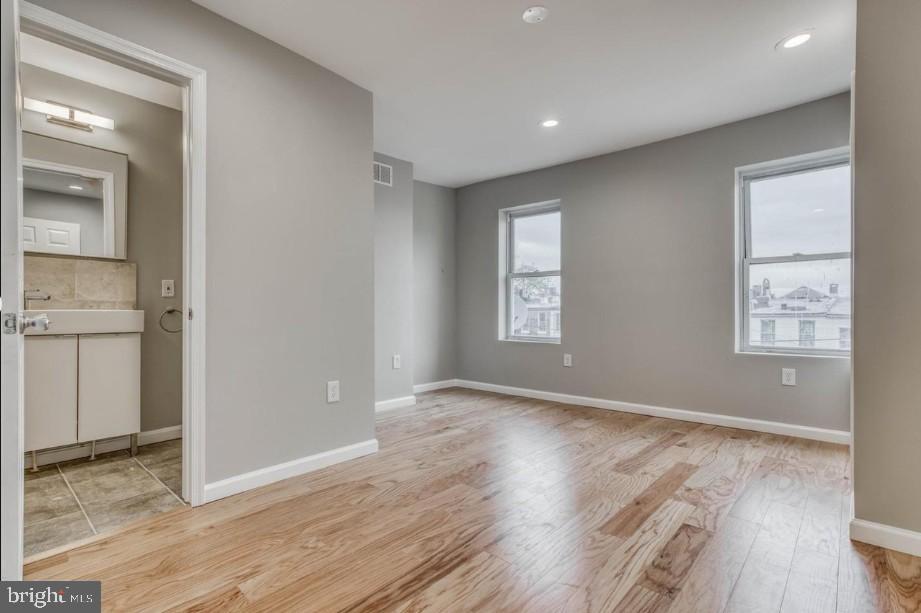 BARCLAY - Residential