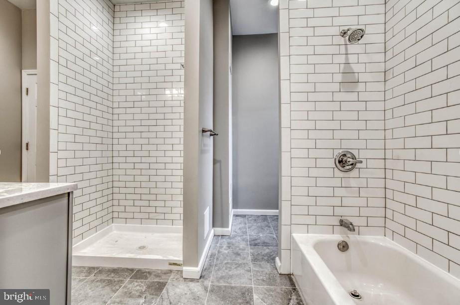 BARCLAY - Residential