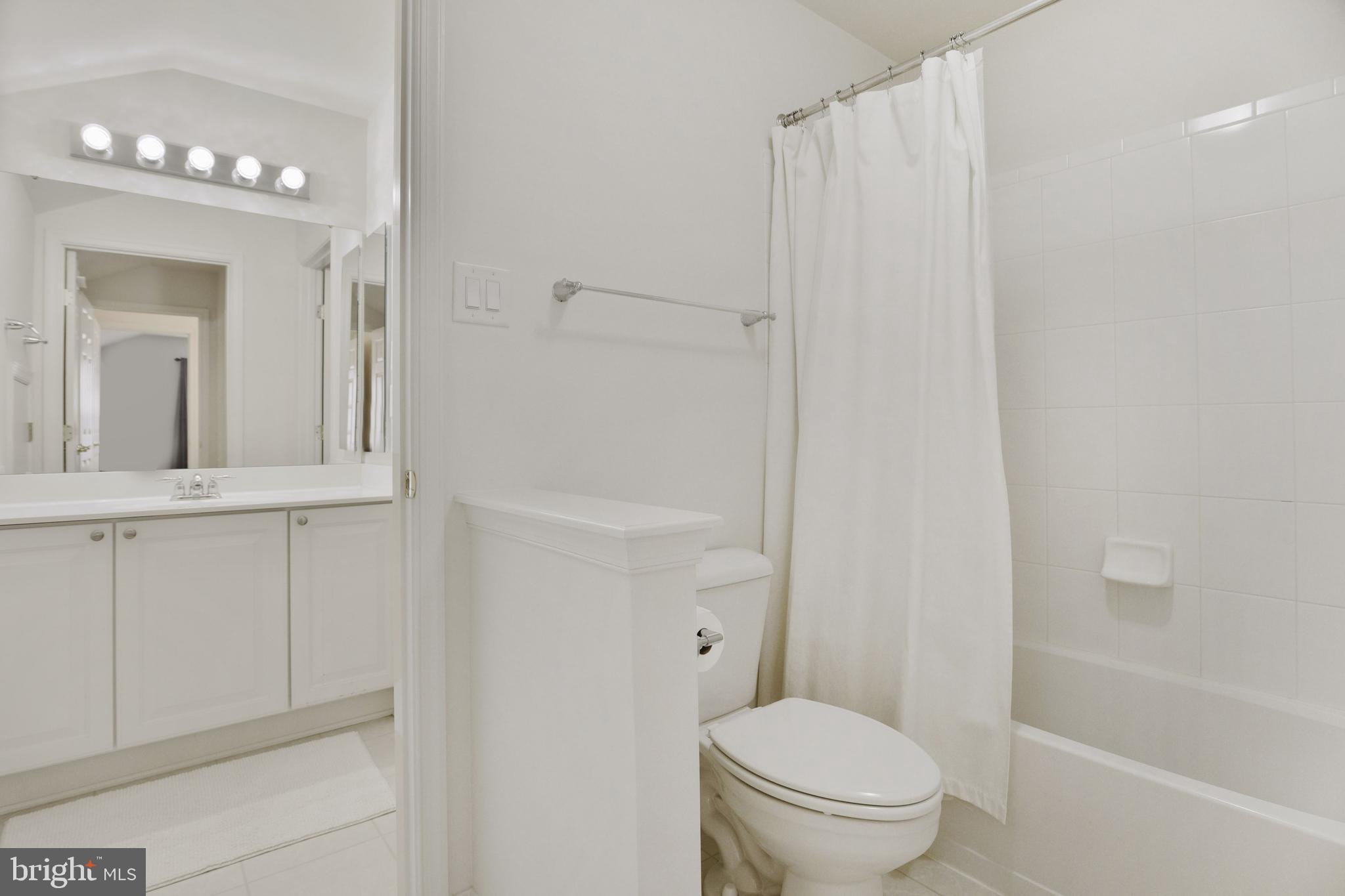 ELLICOTT MEADOWS - Residential