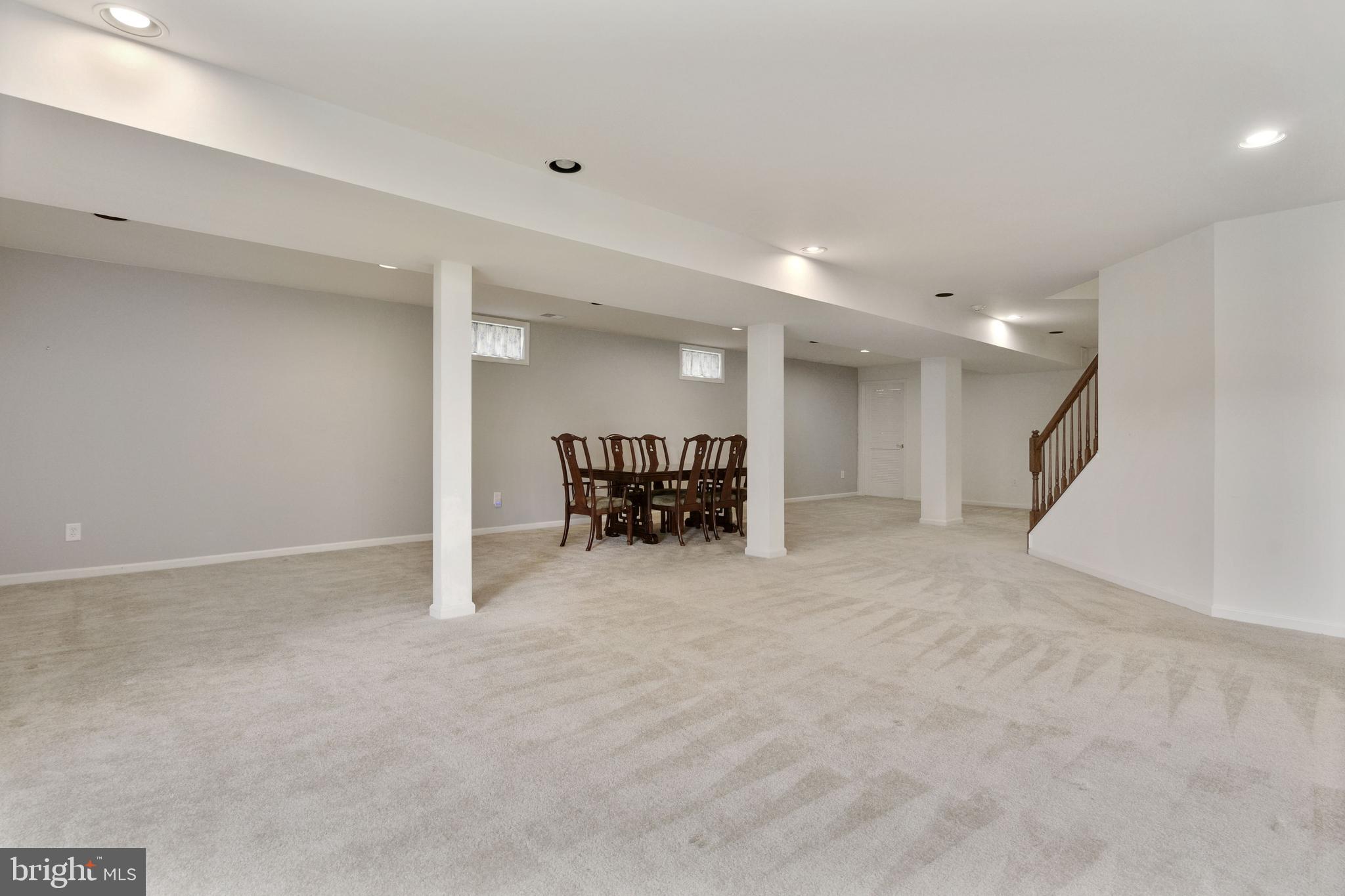 ELLICOTT MEADOWS - Residential