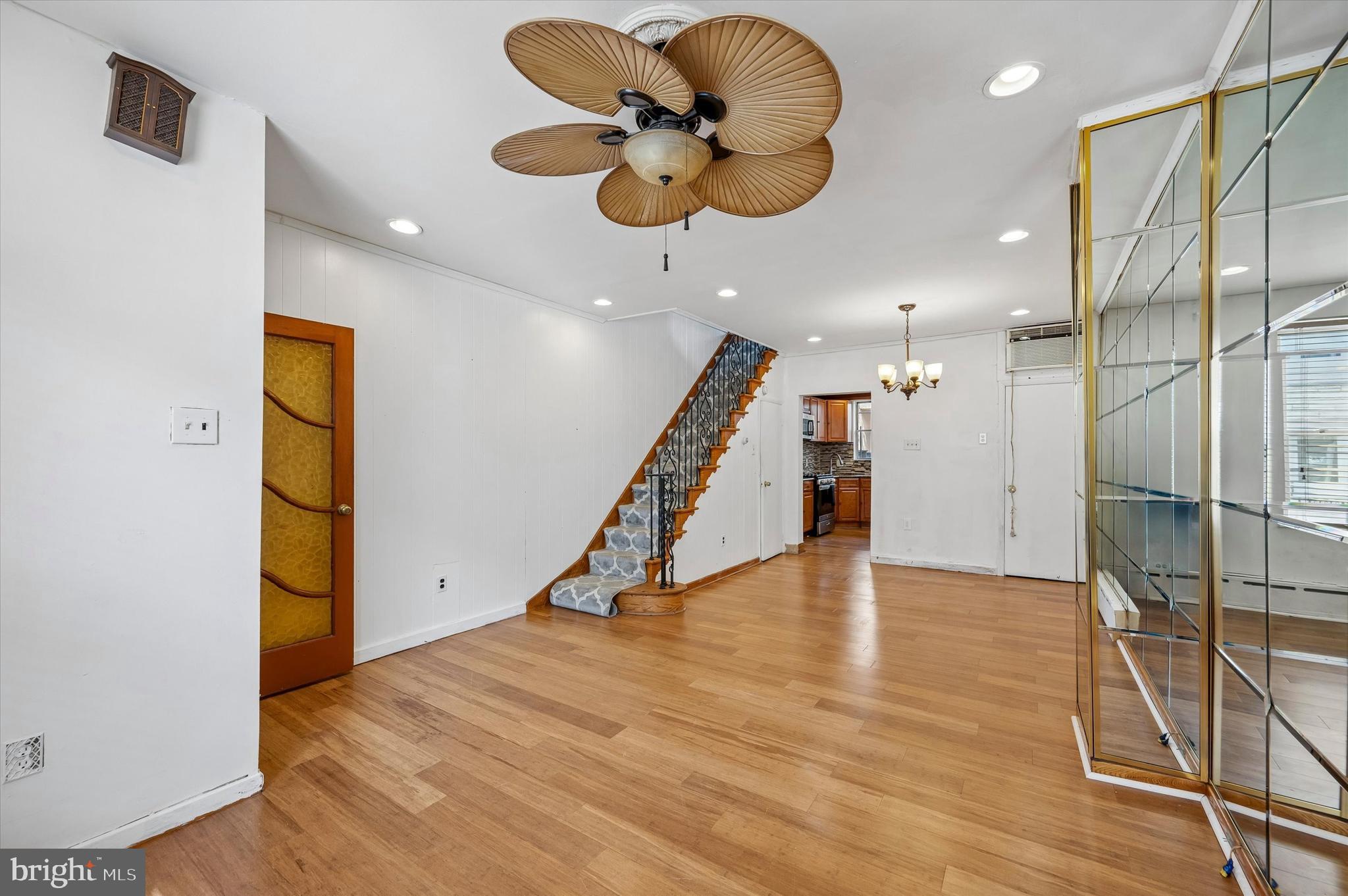 PHILADELPHIA (SOUTH) - Residential