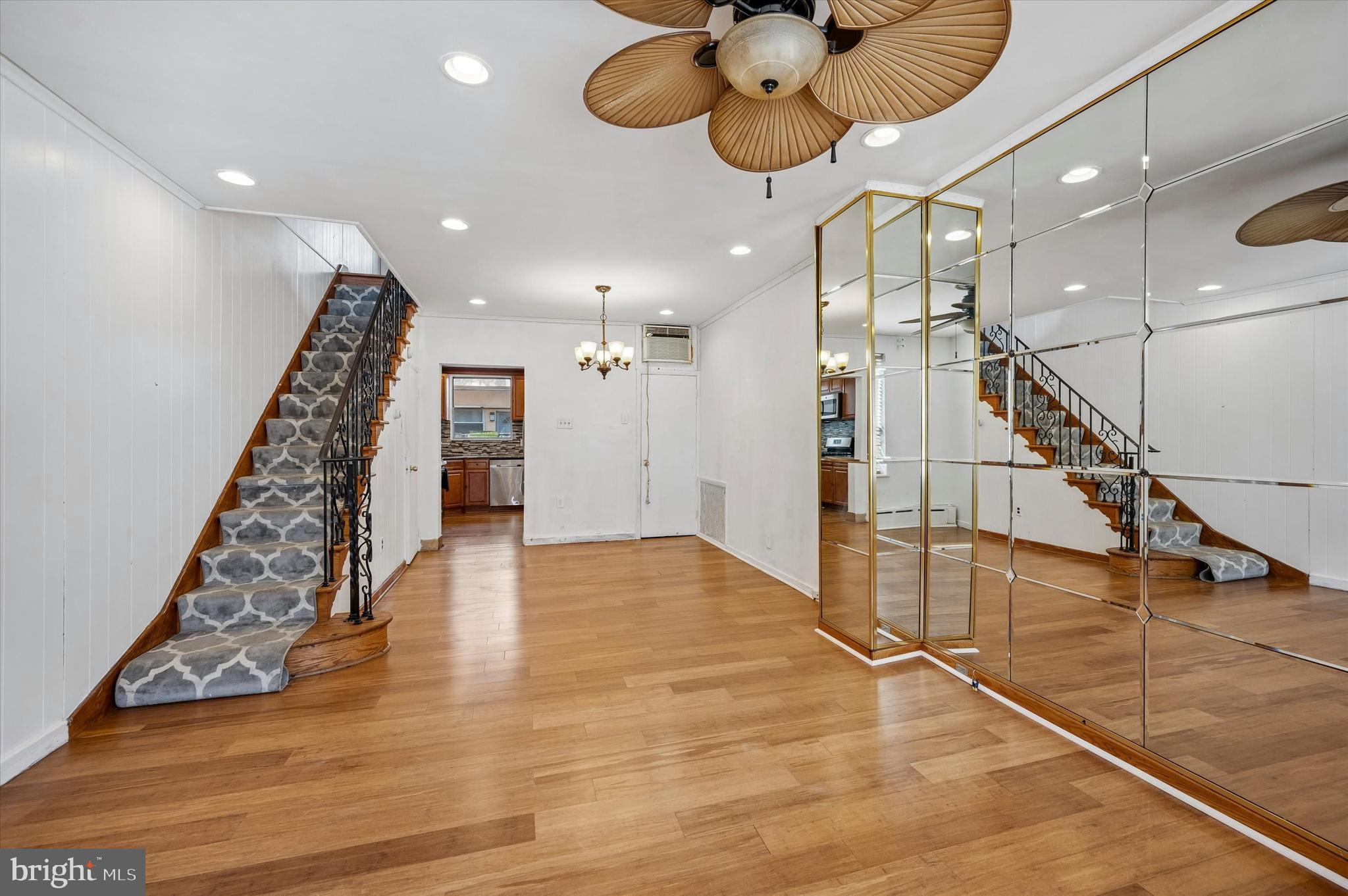 PHILADELPHIA (SOUTH) - Residential