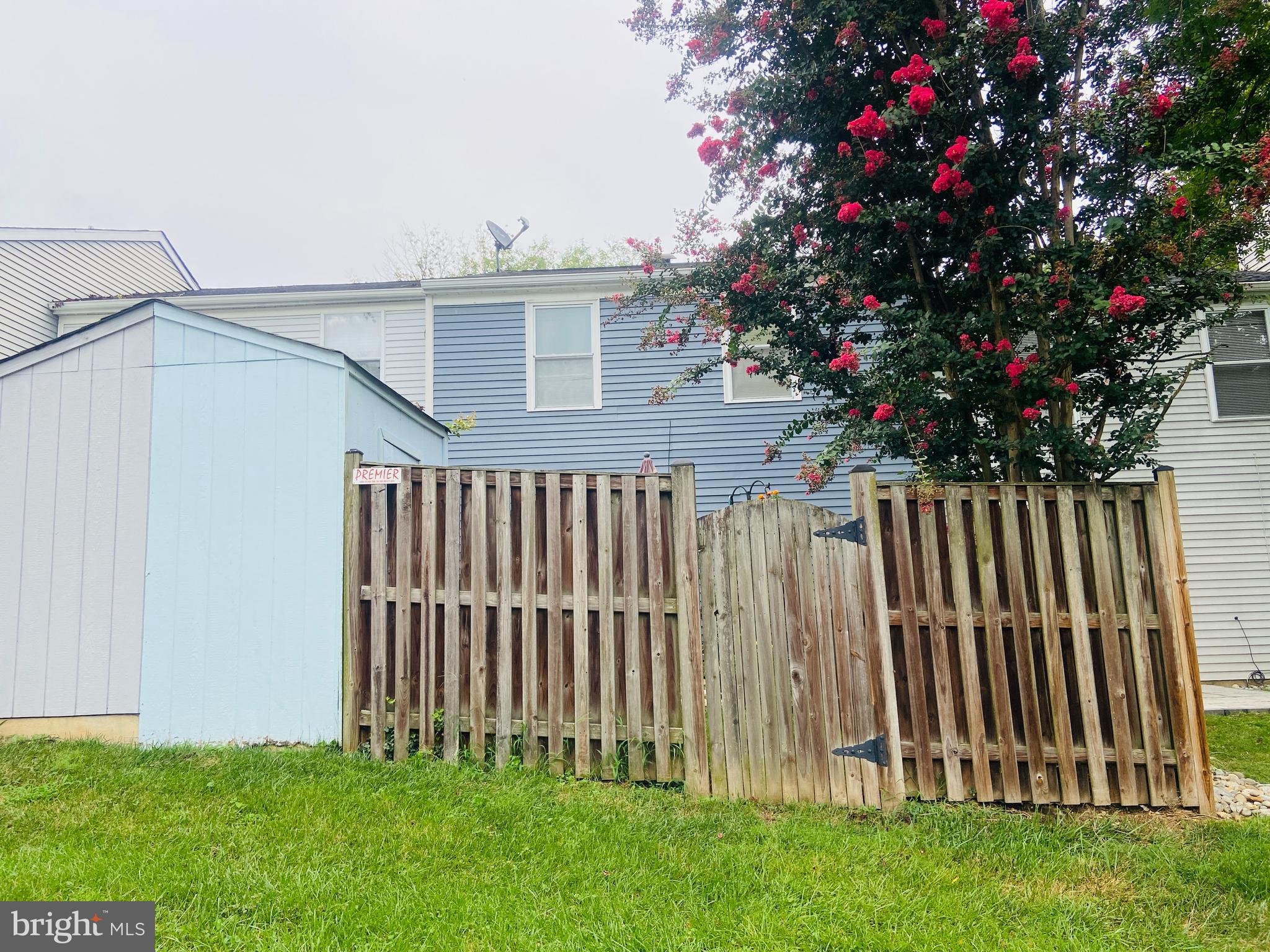 VILLAGE OF OWEN BROWN - Residential