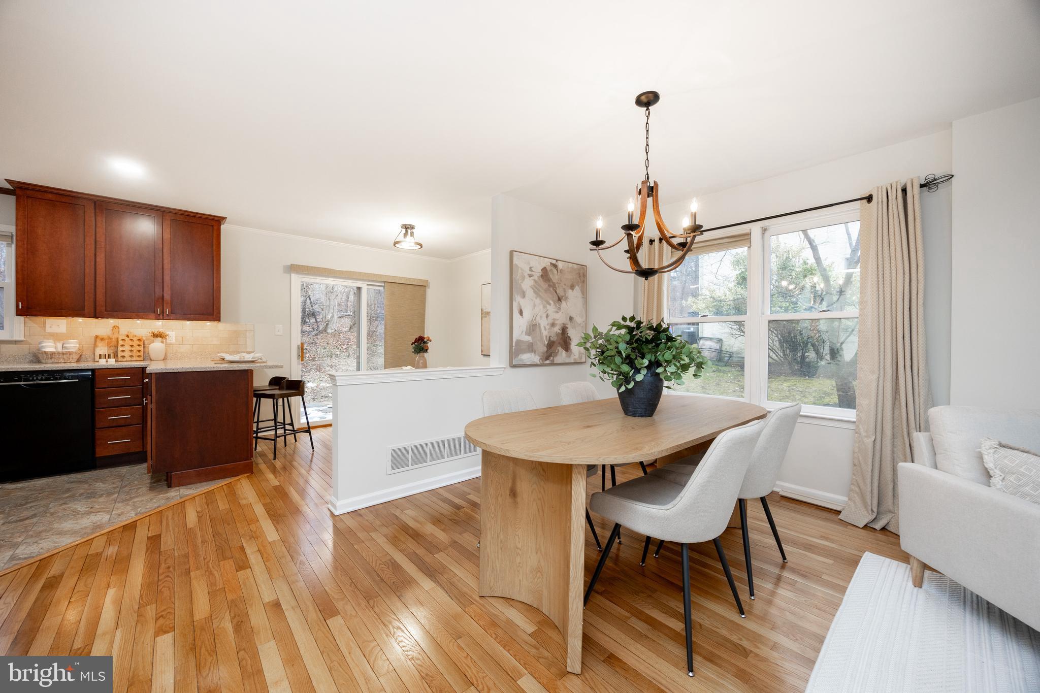 PICKERING STATION - Residential