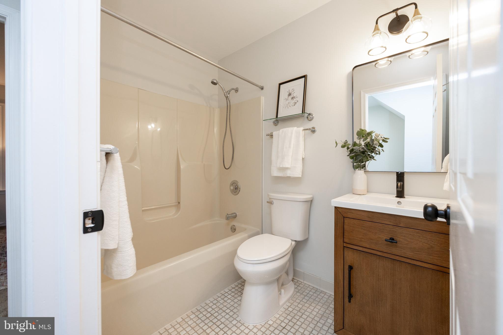 PICKERING STATION - Residential