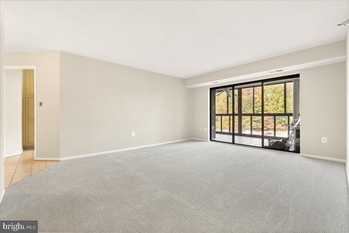 GREENS AT LEISURE WORLD - Residential