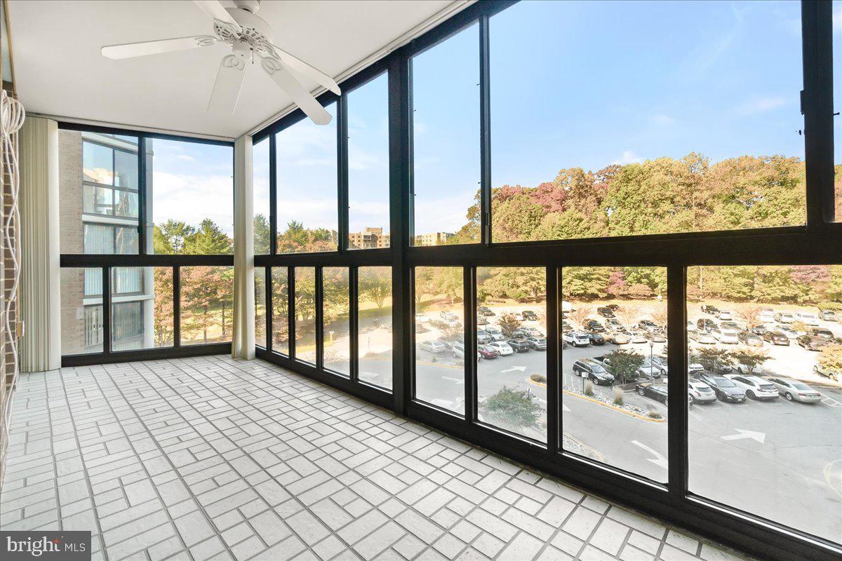 GREENS AT LEISURE WORLD - Residential