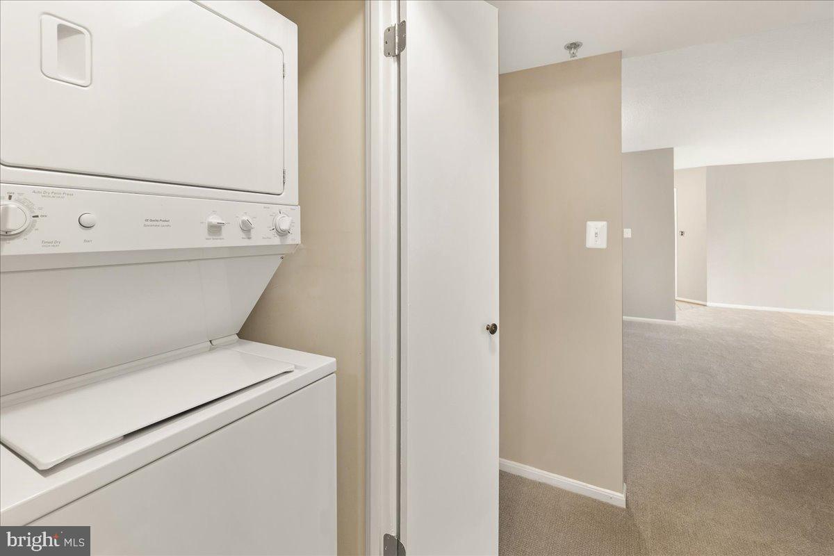 GREENS AT LEISURE WORLD - Residential