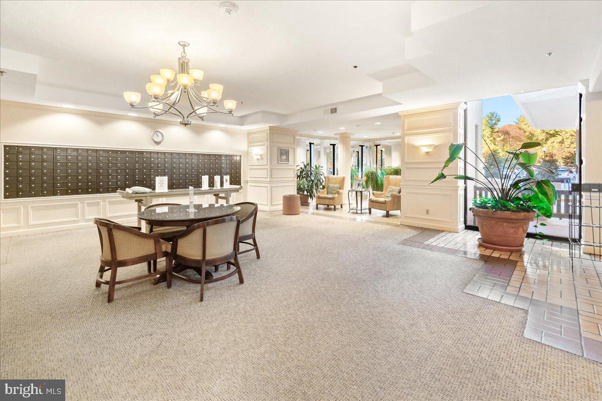 GREENS AT LEISURE WORLD - Residential