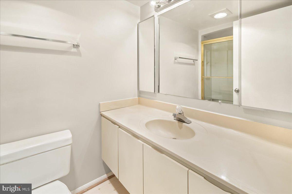 GREENS AT LEISURE WORLD - Residential