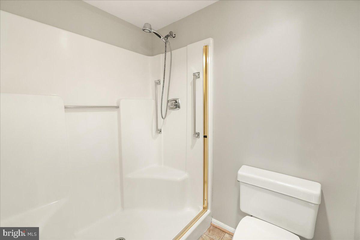 GREENS AT LEISURE WORLD - Residential