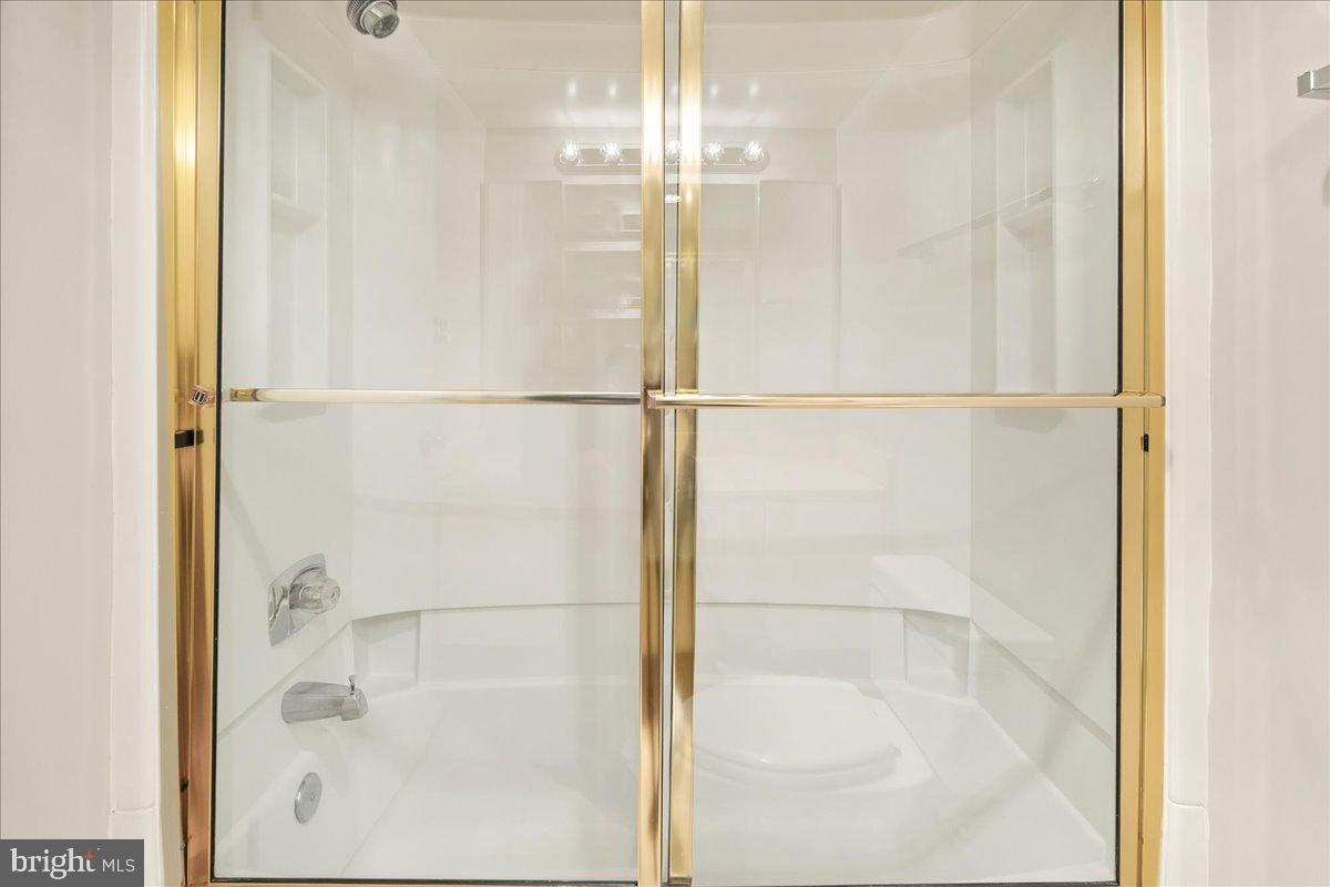 GREENS AT LEISURE WORLD - Residential