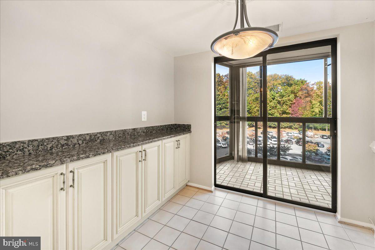 GREENS AT LEISURE WORLD - Residential