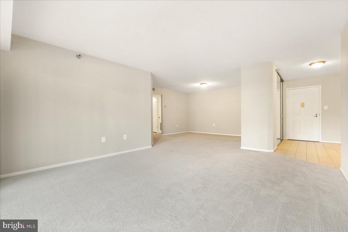 GREENS AT LEISURE WORLD - Residential