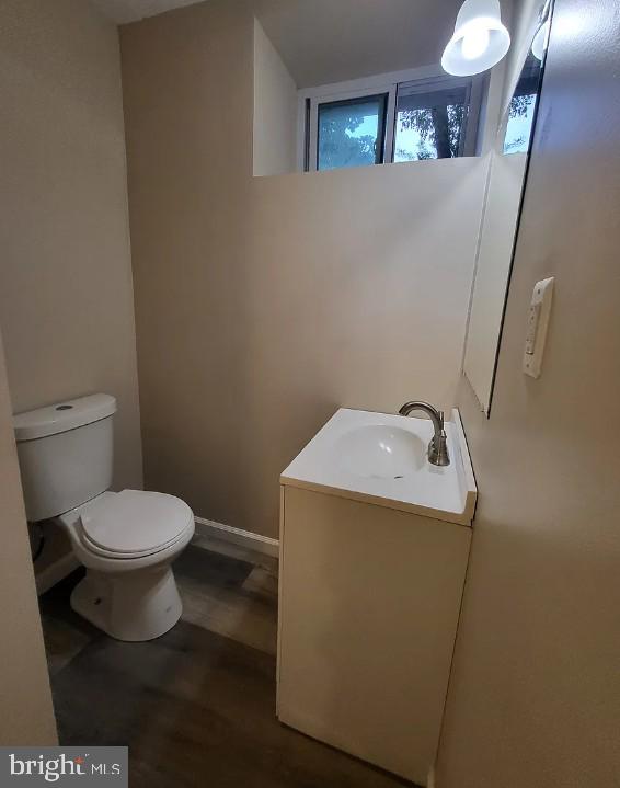 558 E LINCOLN HIGHWAY #4