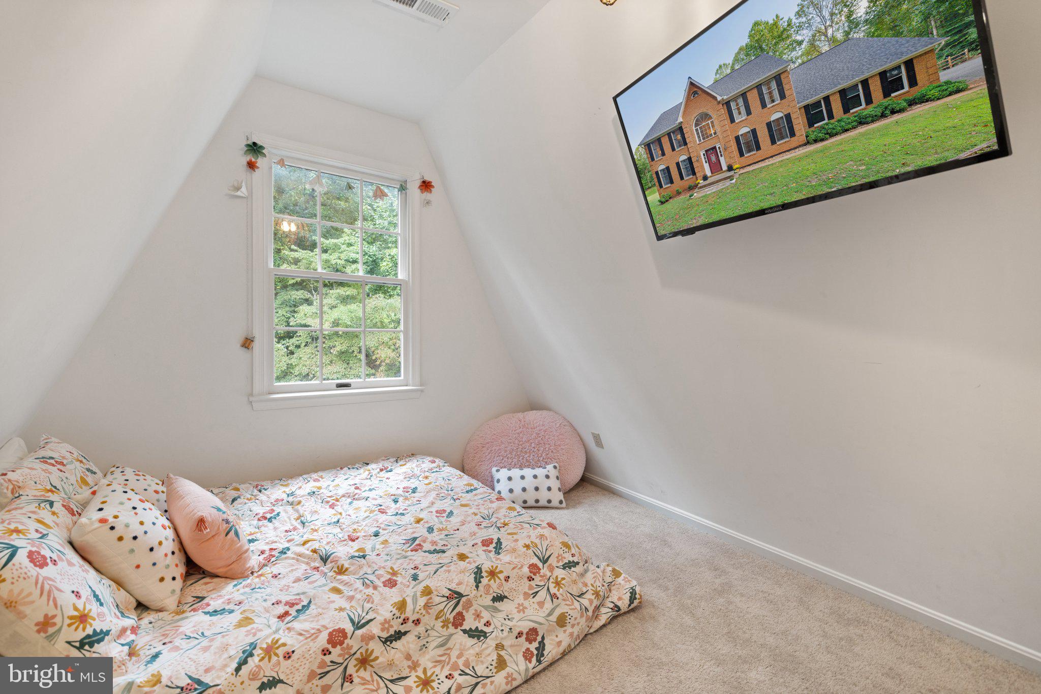 AVALON ESTS - Residential