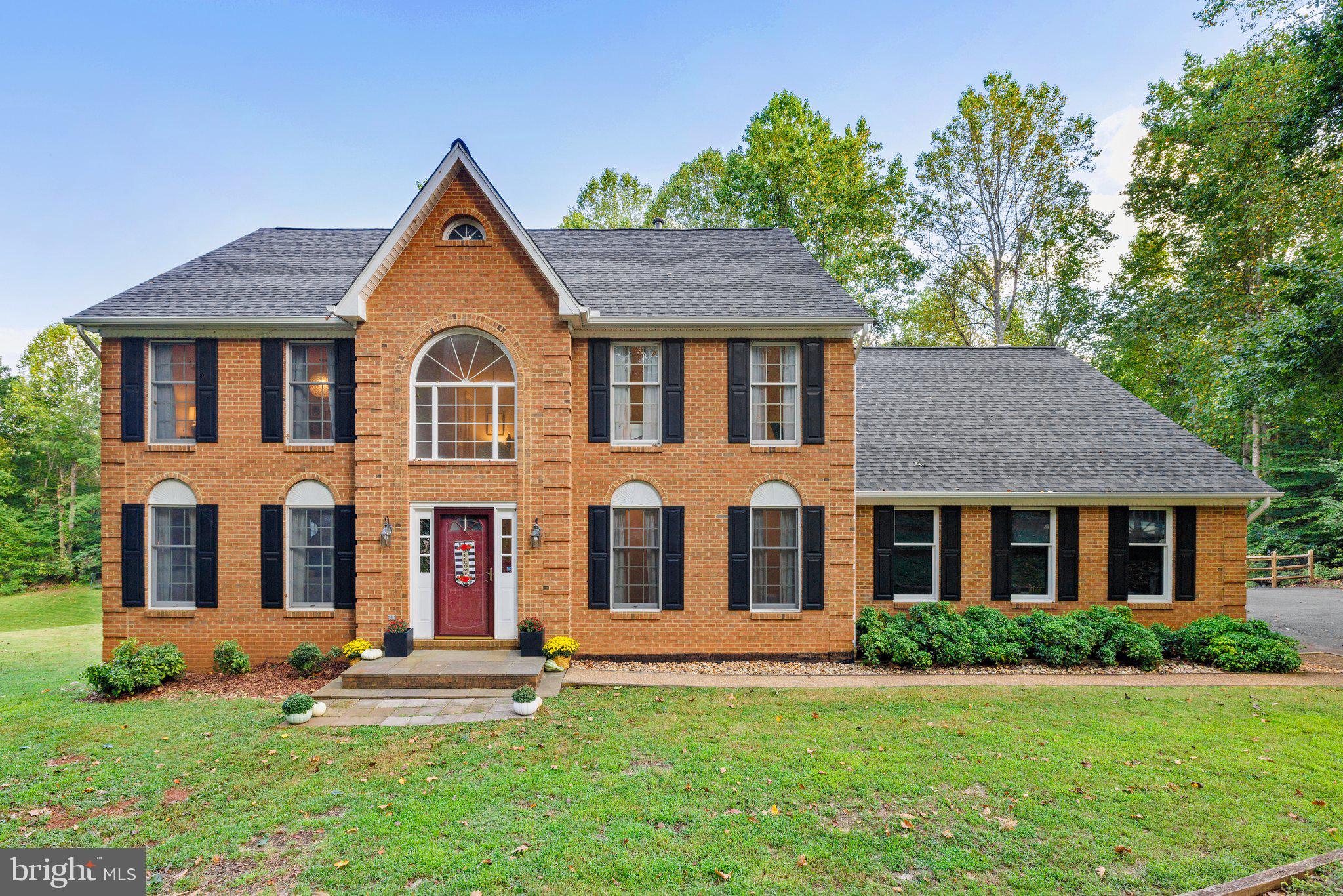 AVALON ESTS - Residential