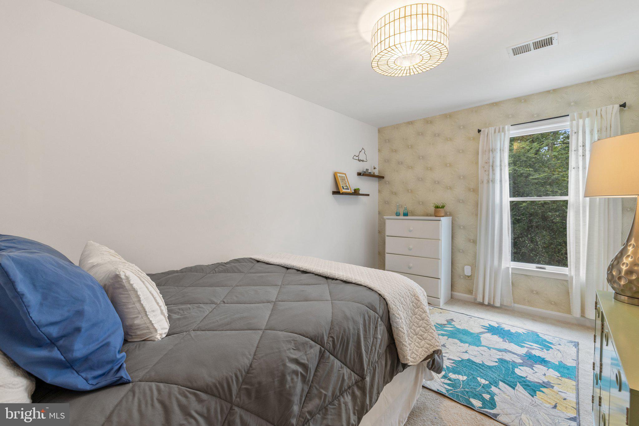 AVALON ESTS - Residential