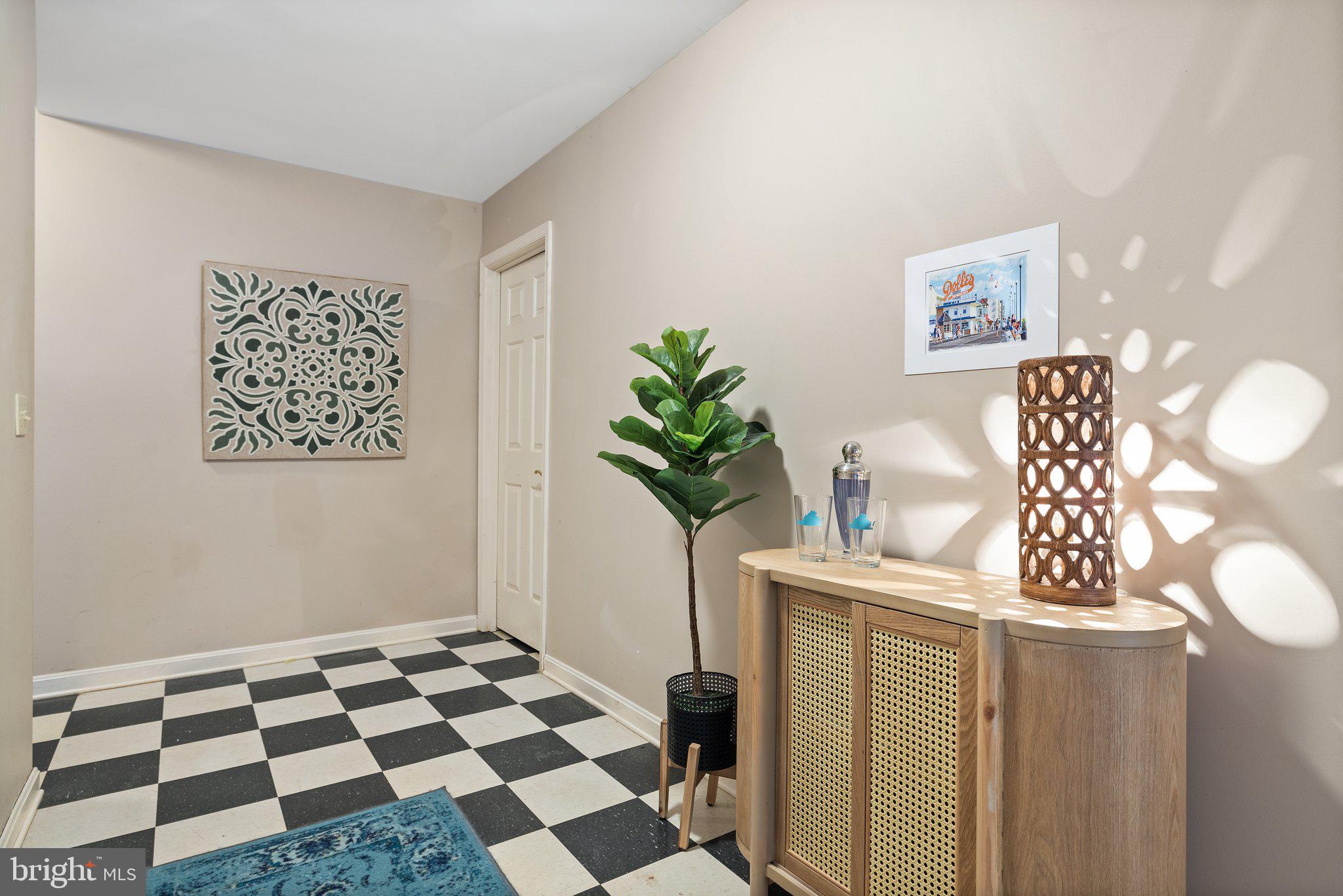 AVALON ESTS - Residential