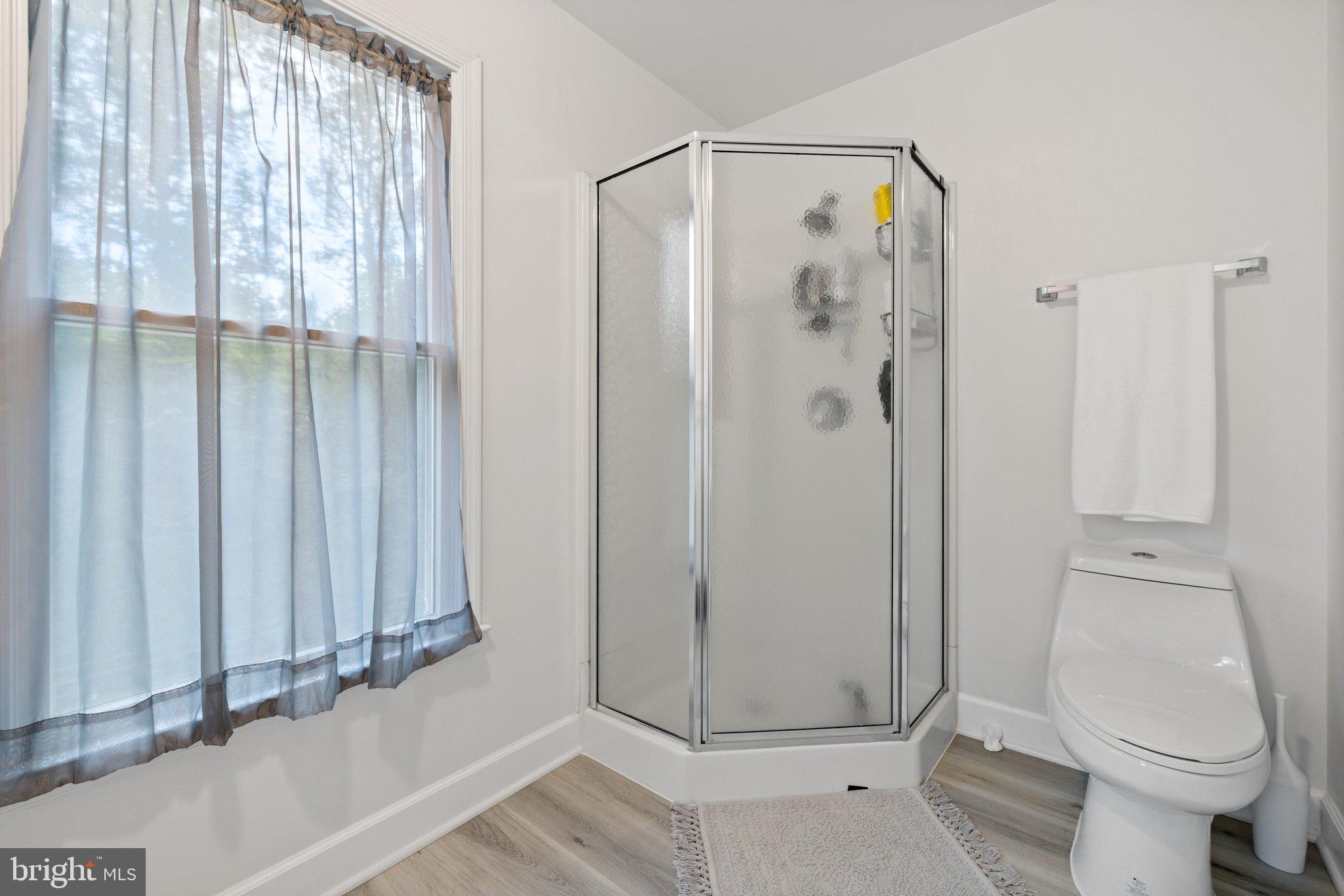 AVALON ESTS - Residential