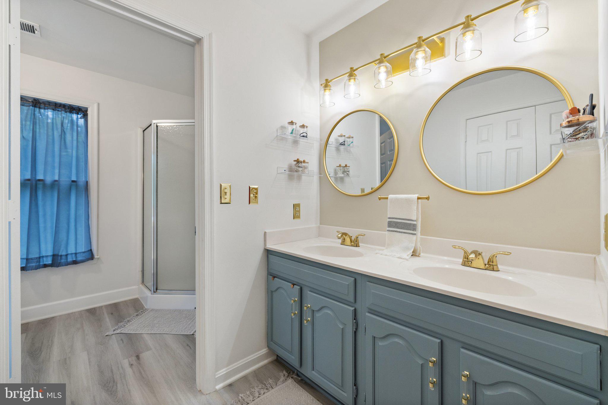 AVALON ESTS - Residential