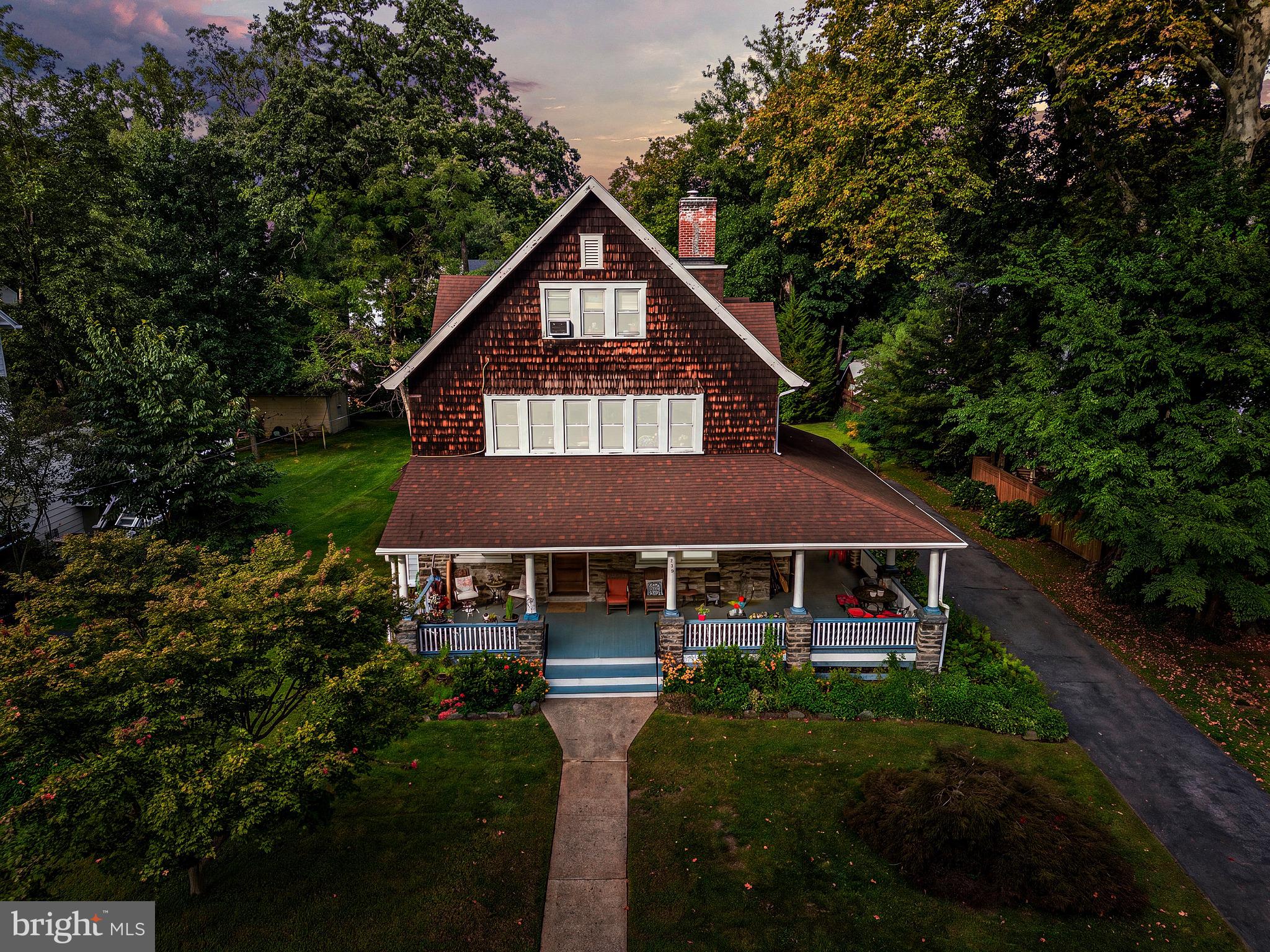 239 KENYON AVENUE