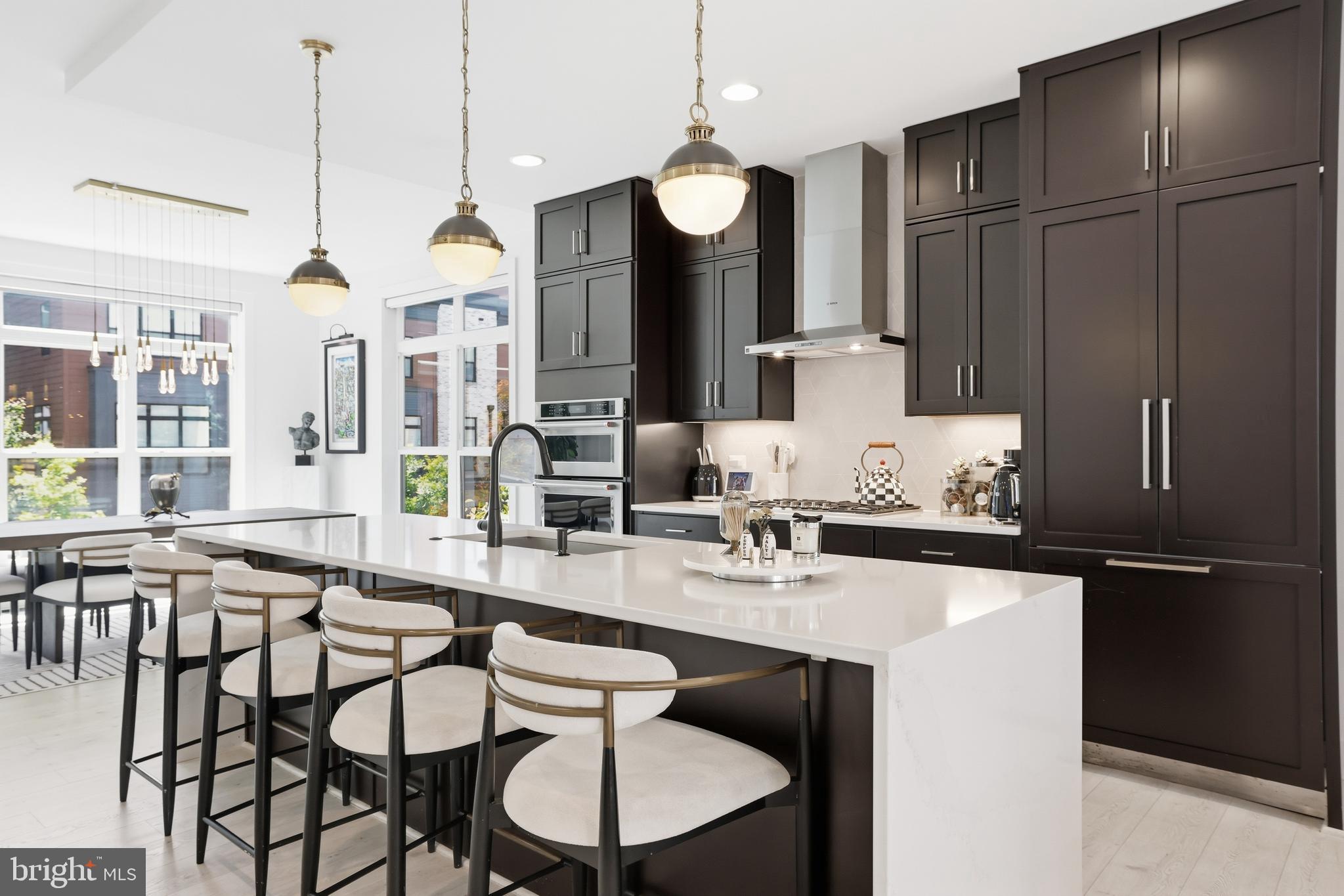 TOWER OAKS - Residential