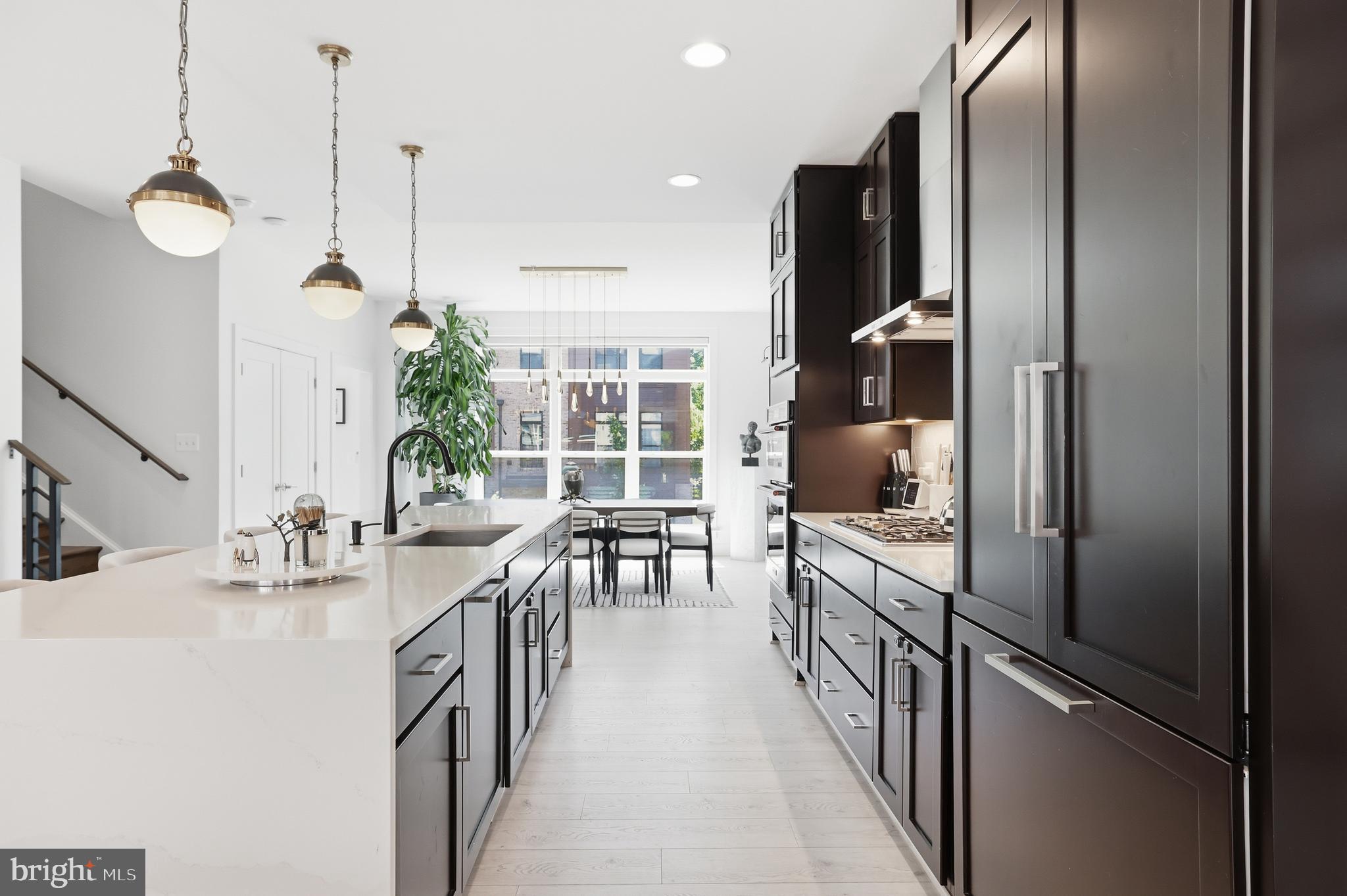 TOWER OAKS - Residential