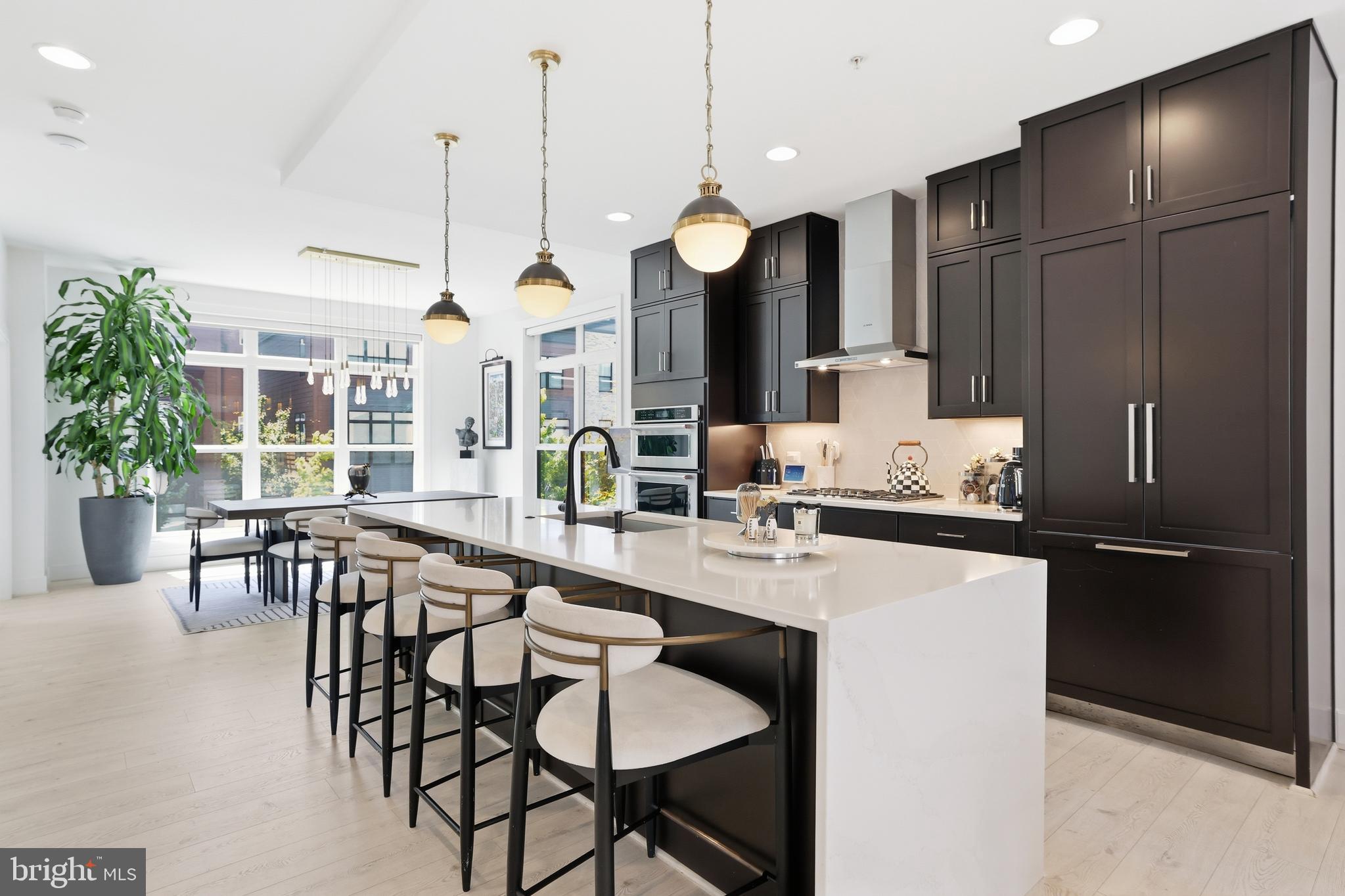 TOWER OAKS - Residential