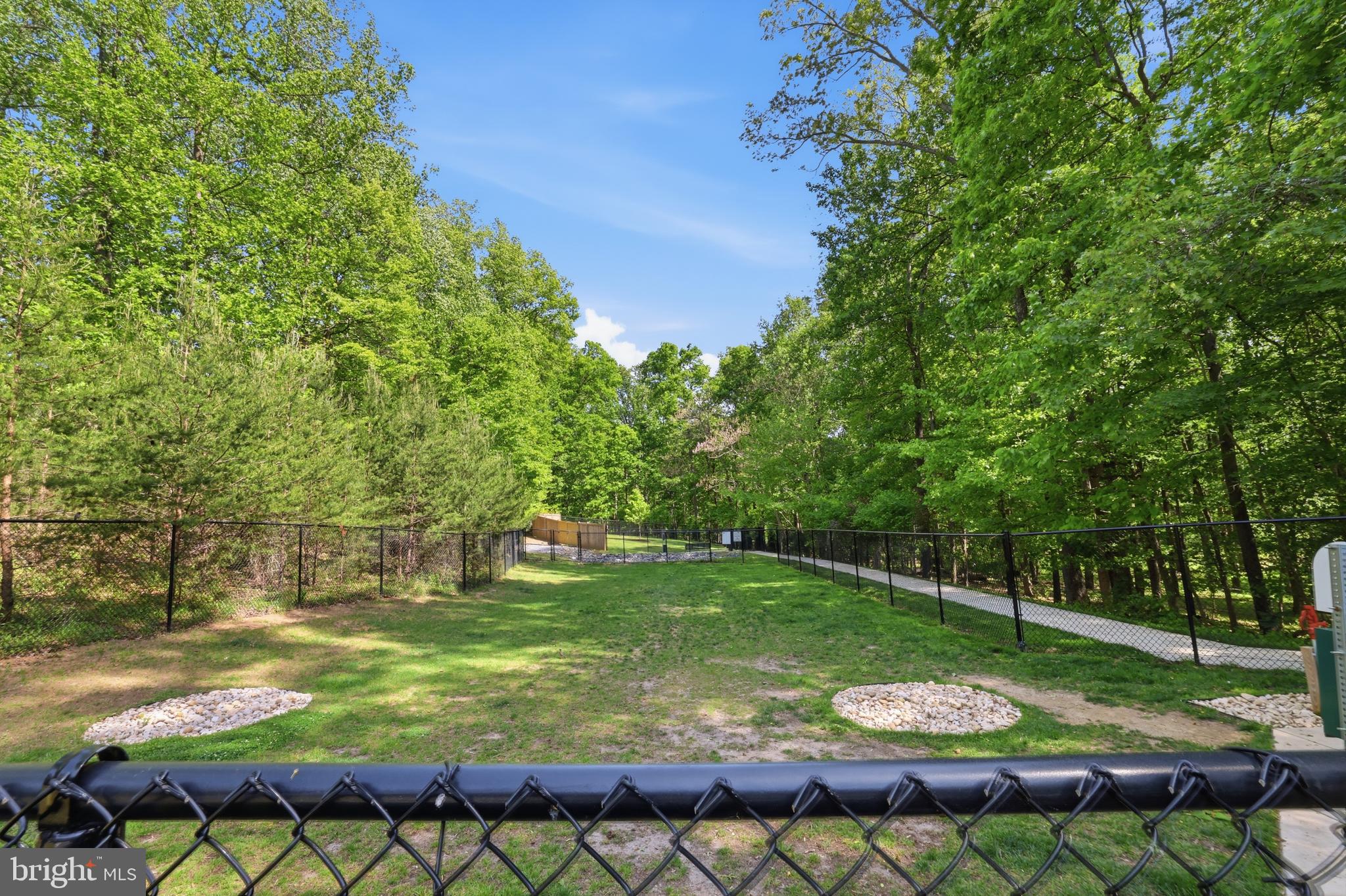 TOWER OAKS - Residential