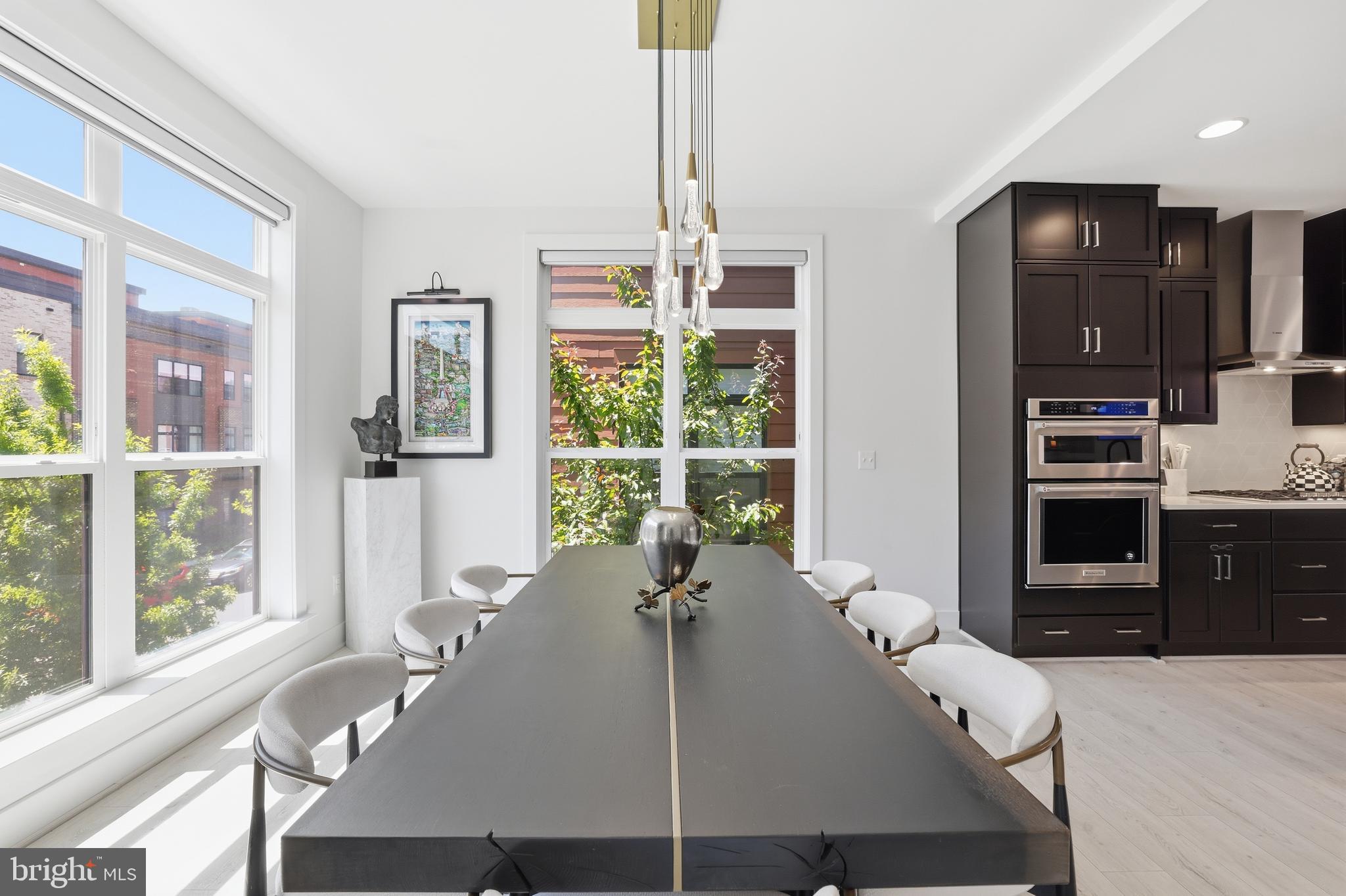 TOWER OAKS - Residential