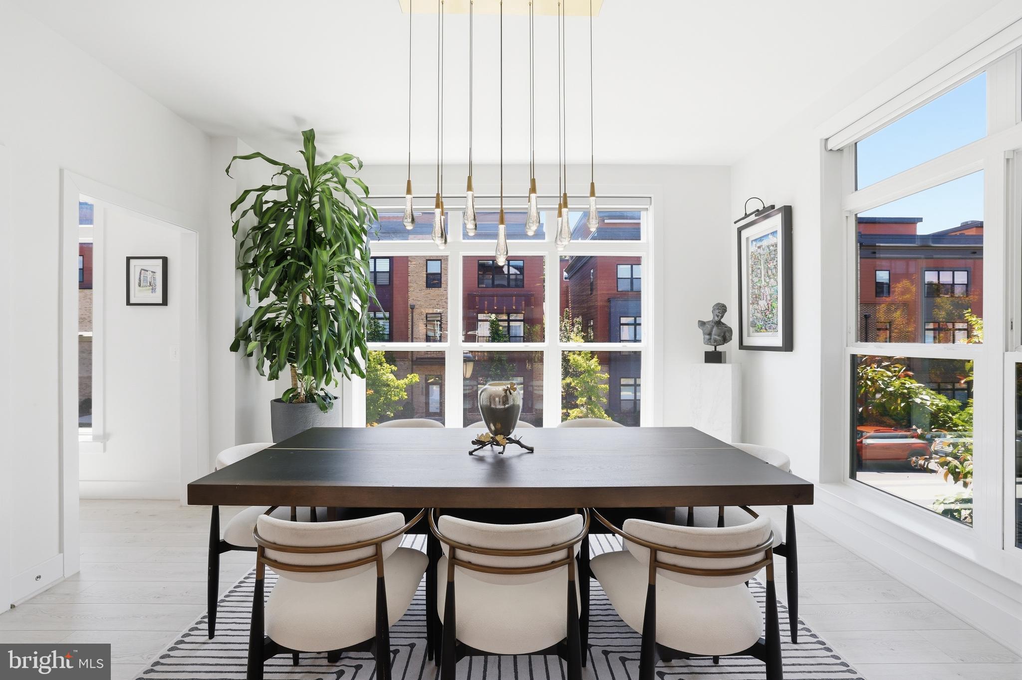 TOWER OAKS - Residential